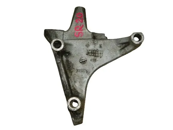 Кронштейн опоры двигателя NISSAN Primera SR20 (б/у) 15120934