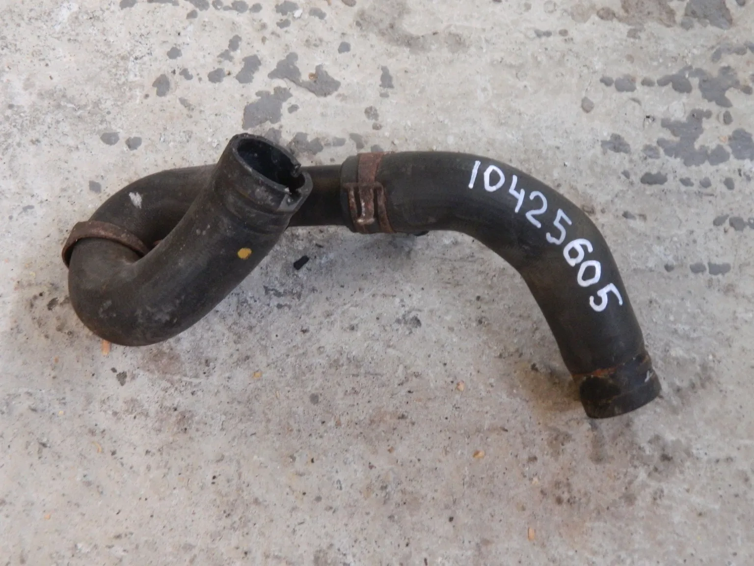 Патрубок радиатора MAZDA 3 BL LFDE (Контрактный) 10425605