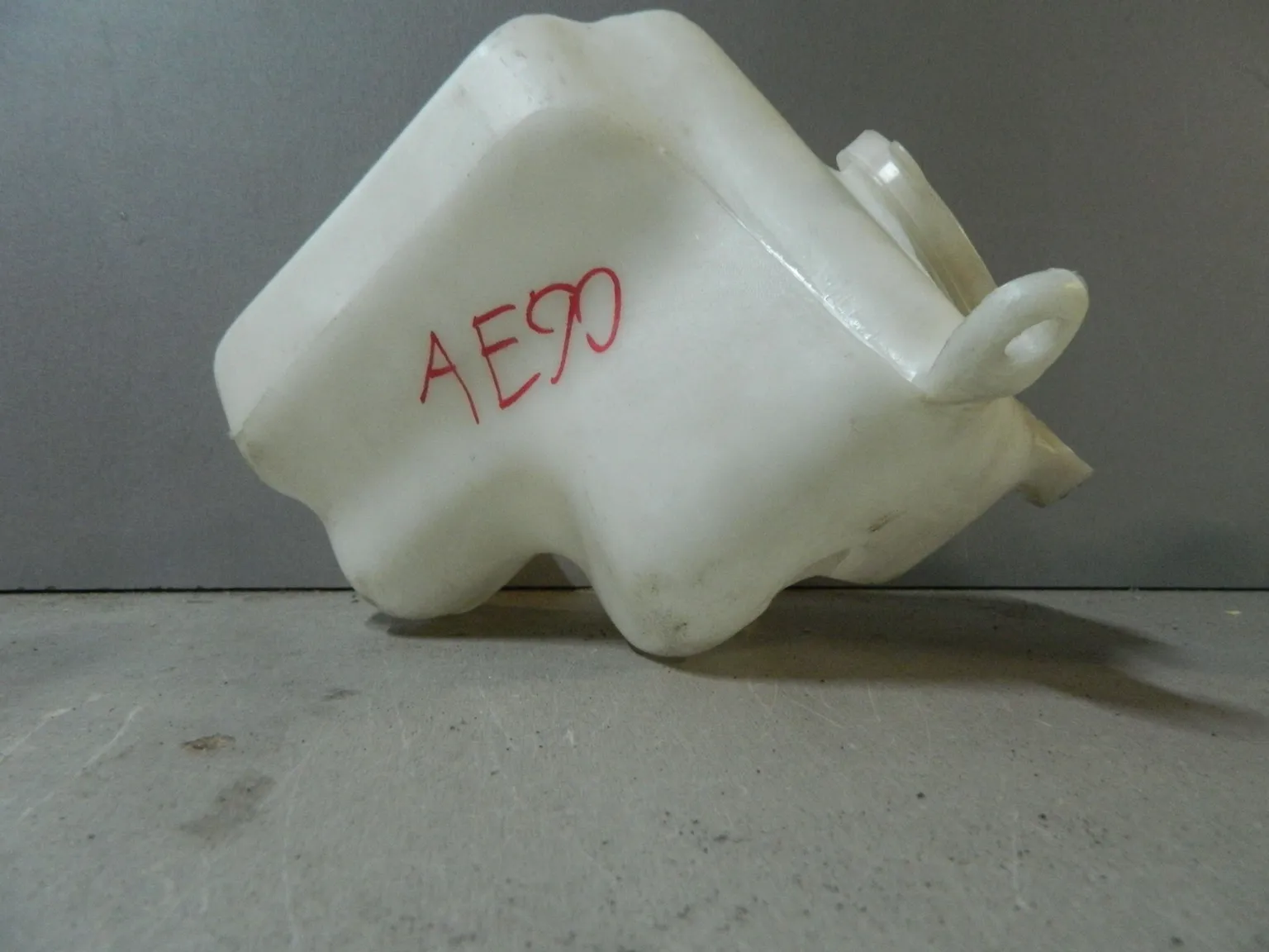 Бачок стеклоомывателя TOYOTA COROLLA EE90 (Контрактный) 79591929