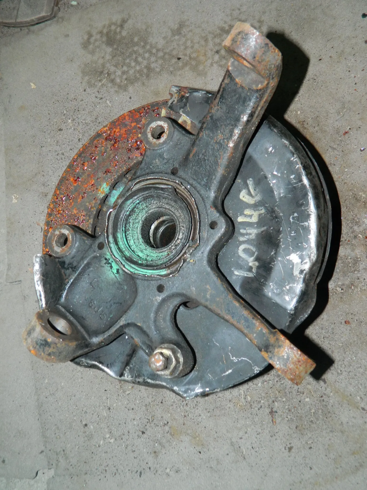 Ступица MITSUBISHI PAJERO L041G Перед Лев (Контрактный) 79591124