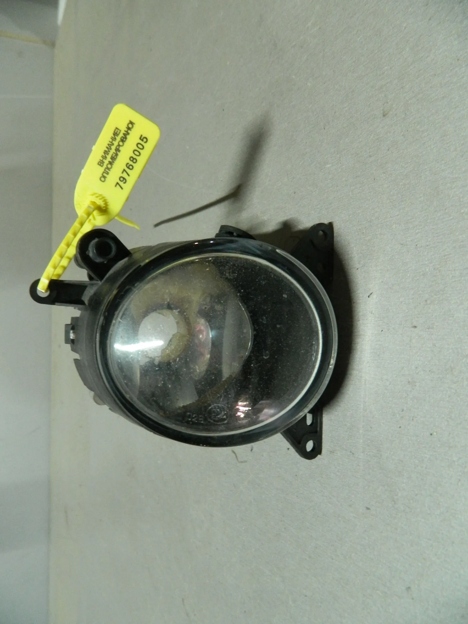 Фара противотуманная MITSUBISHI Перед Прав (Контрактный) 79768005