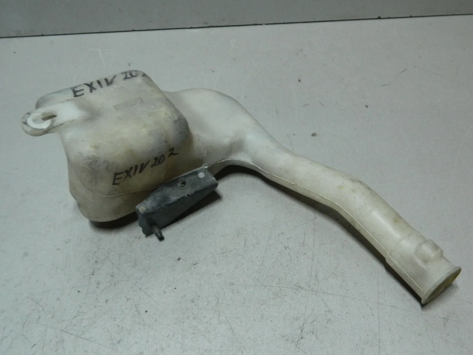 Бачок расширительный TOYOTA CORONA EXIV ST202 (Контрактный) 79591900