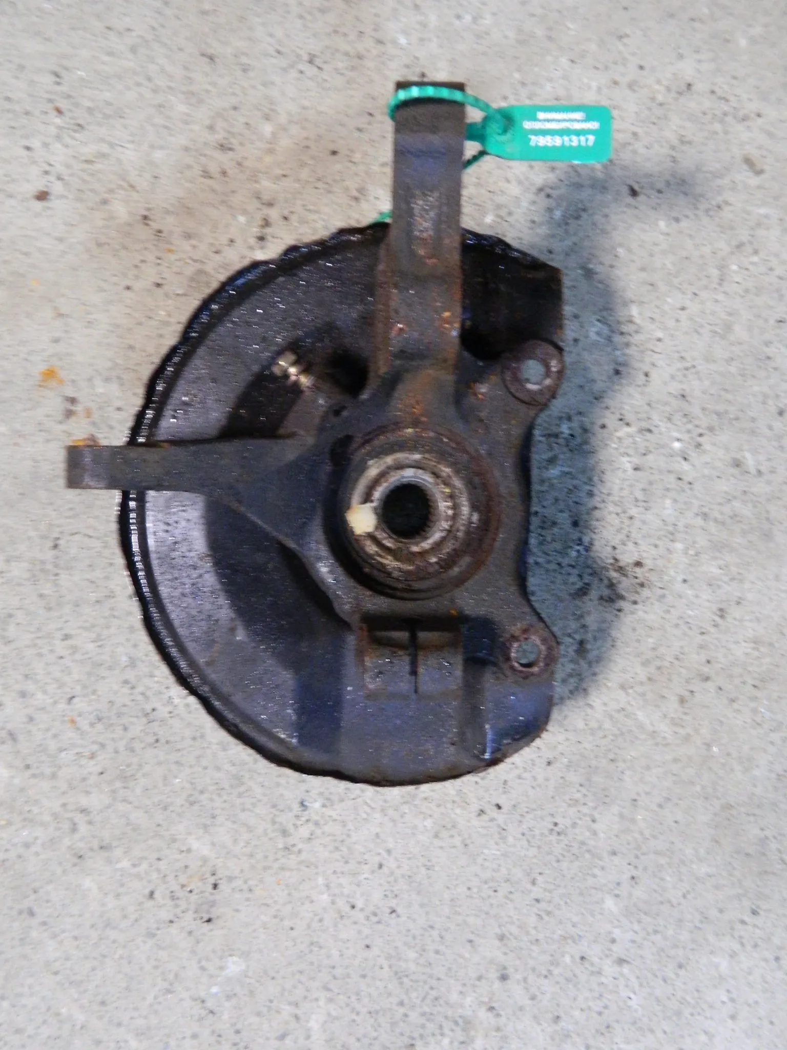 Ступица MITSUBISHI LANCER CS5W Перед Лев (Контрактный) 79591317