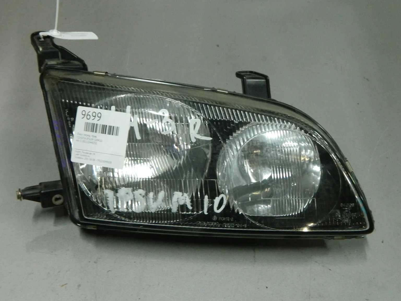 Фара TOYOTA IPSUM SXM10 Перед Прав 443 (Контрактный) 03344557