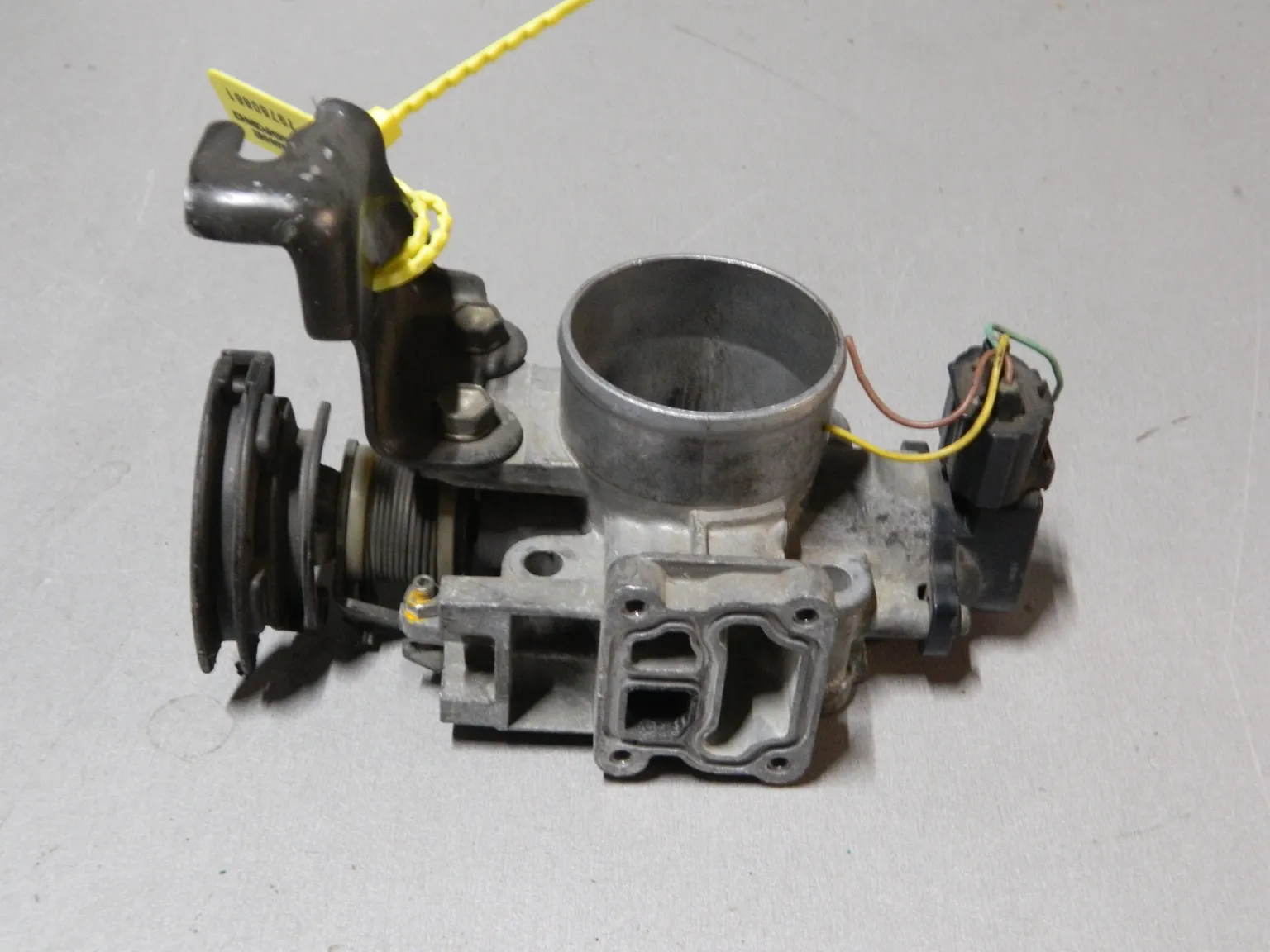 Дроссельная заслонка TOYOTA 5AFE (Контрактный) 79780861