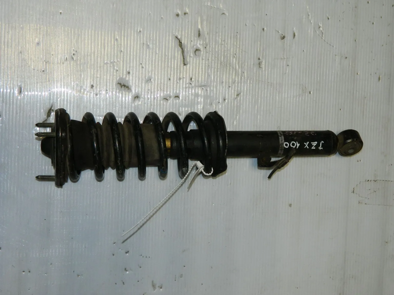 Стойка подвески TOYOTA MARK II JZX100 Перед Прав (Контрактный) 45989129