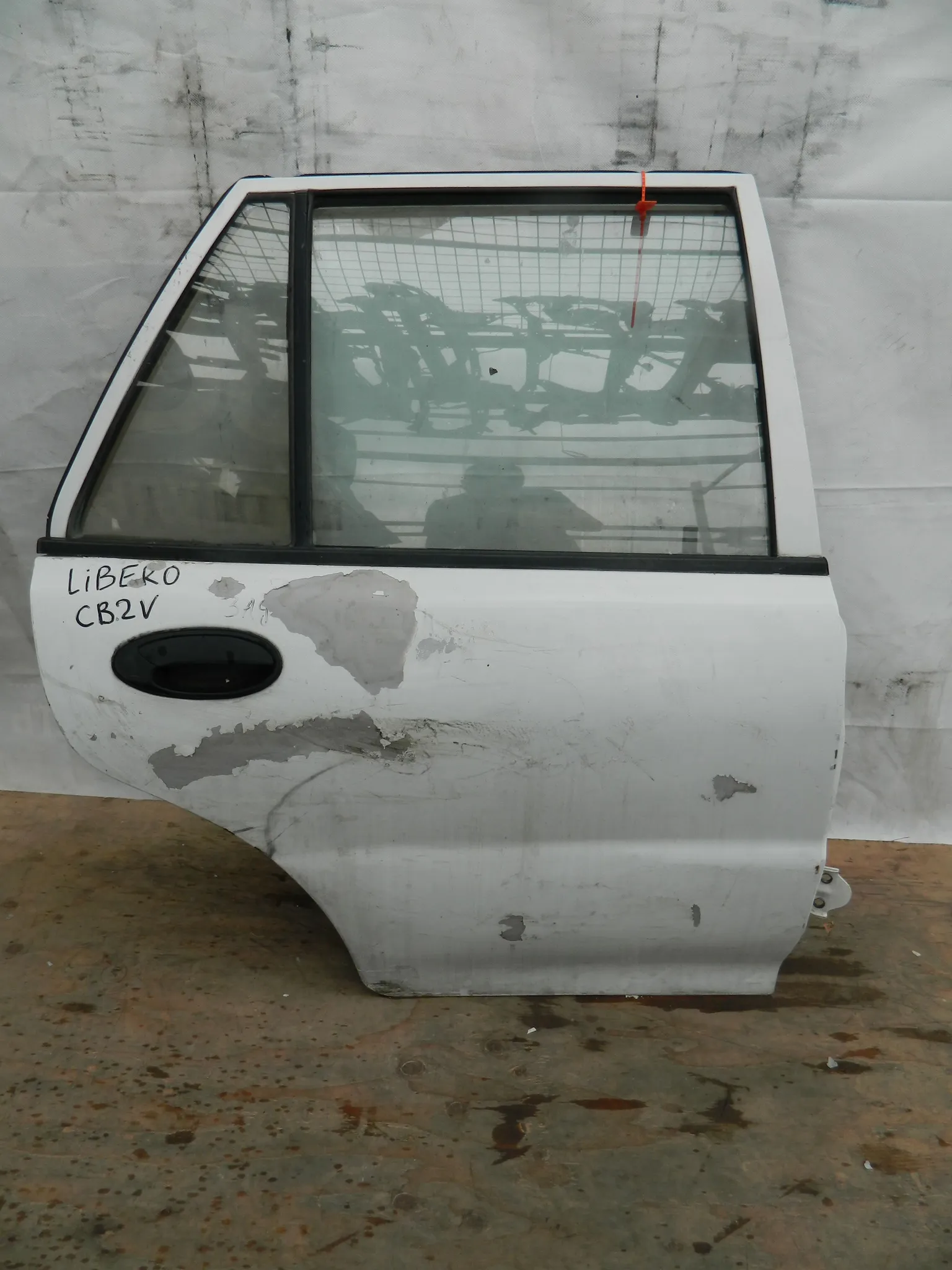 Дверь MITSUBISHI LIBERO CB2V Зад Прав (Контрактный) 72355573