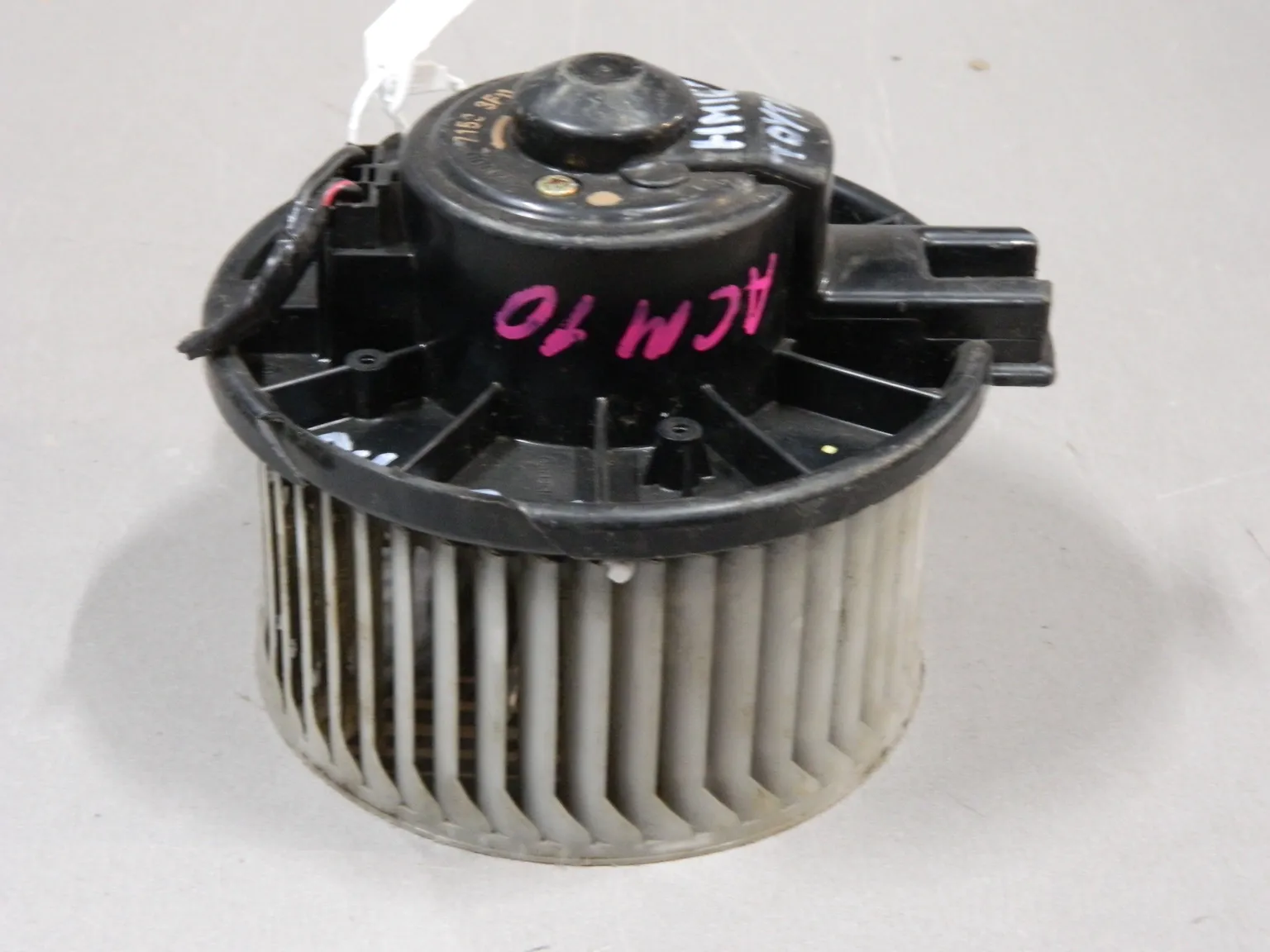 Мотор печки TOYOTA GAIA ACM10 (Контрактный) 68000192