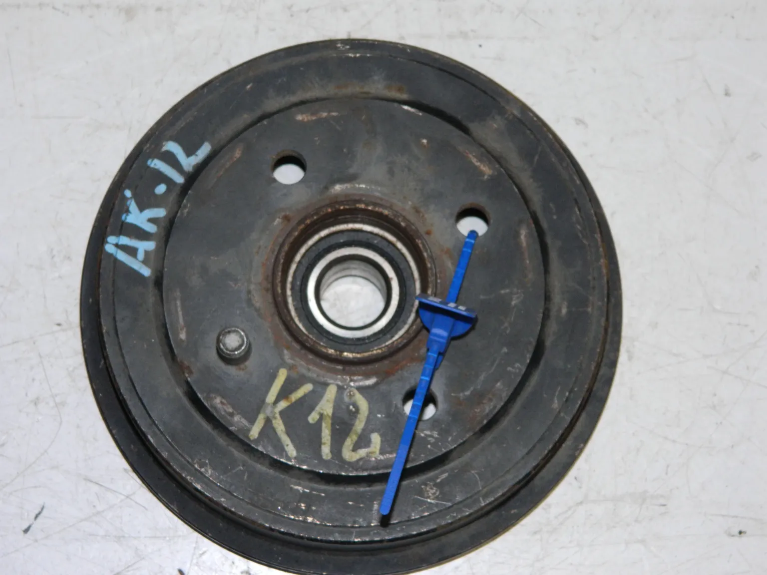 Ступица NISSAN MARCH K12 Зад (Контрактный) 69838495