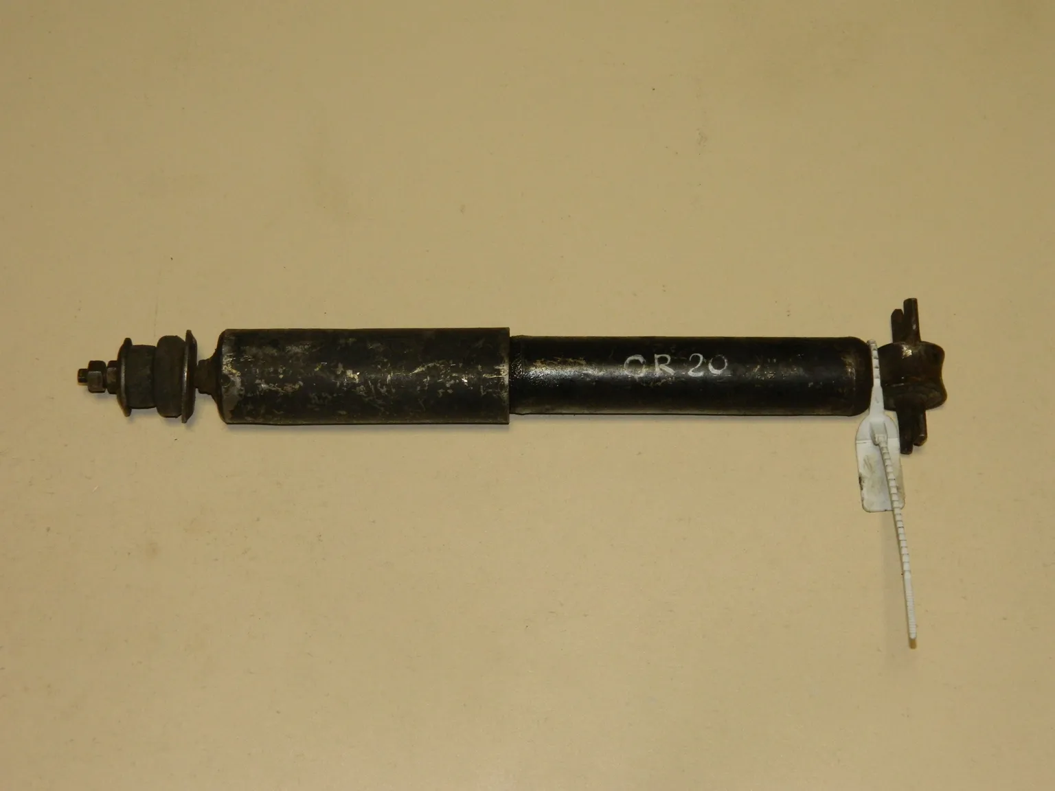 Амортизатор TOYOTA NOAH SR40 Перед (Контрактный) 45992104