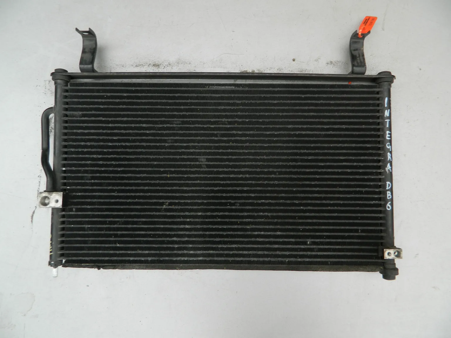 Радиатор кондиционера HONDA INTEGRA DB6 (Контрактный) 72367780