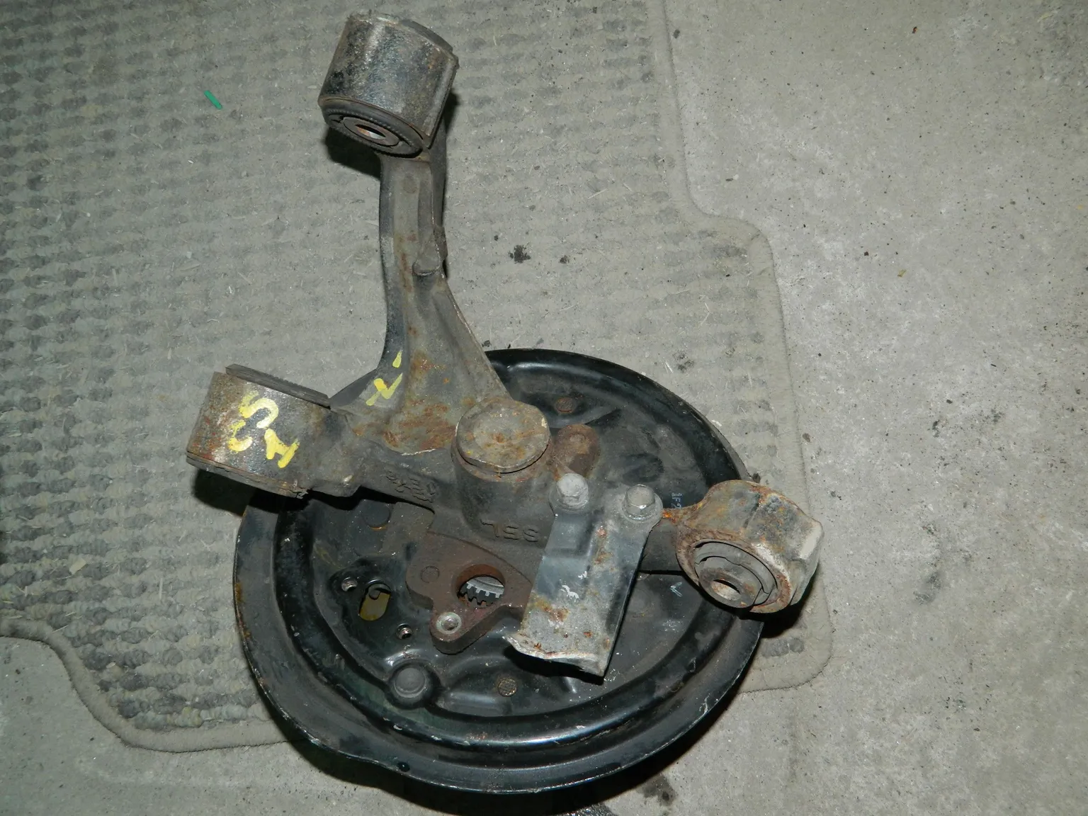 Ступица HONDA CIVIC ES1 Зад Лев (Контрактный) 79586855