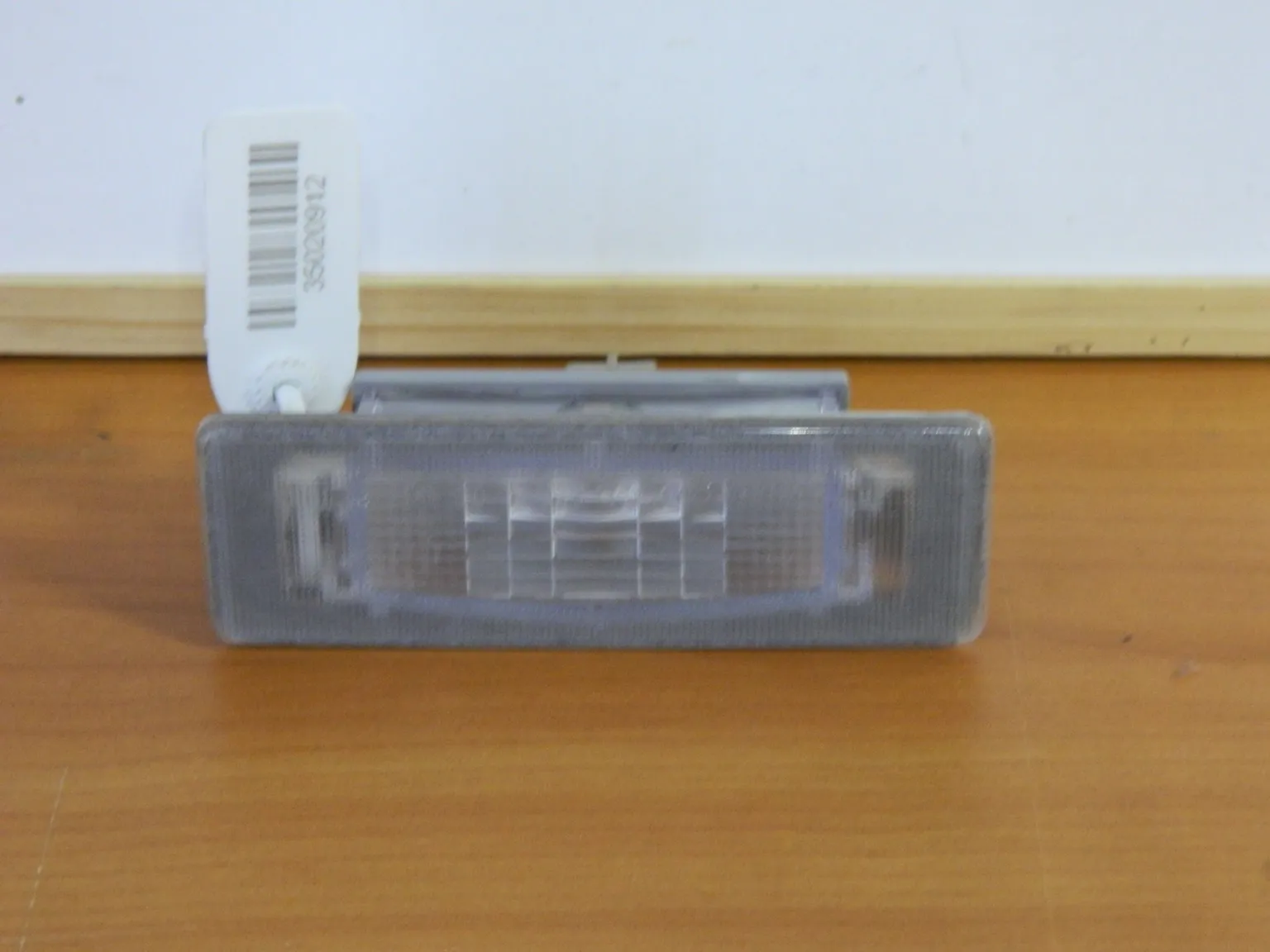 Фонарь подсветки номера KIA SPORTAGE 4 QL (Б/У) 35020912