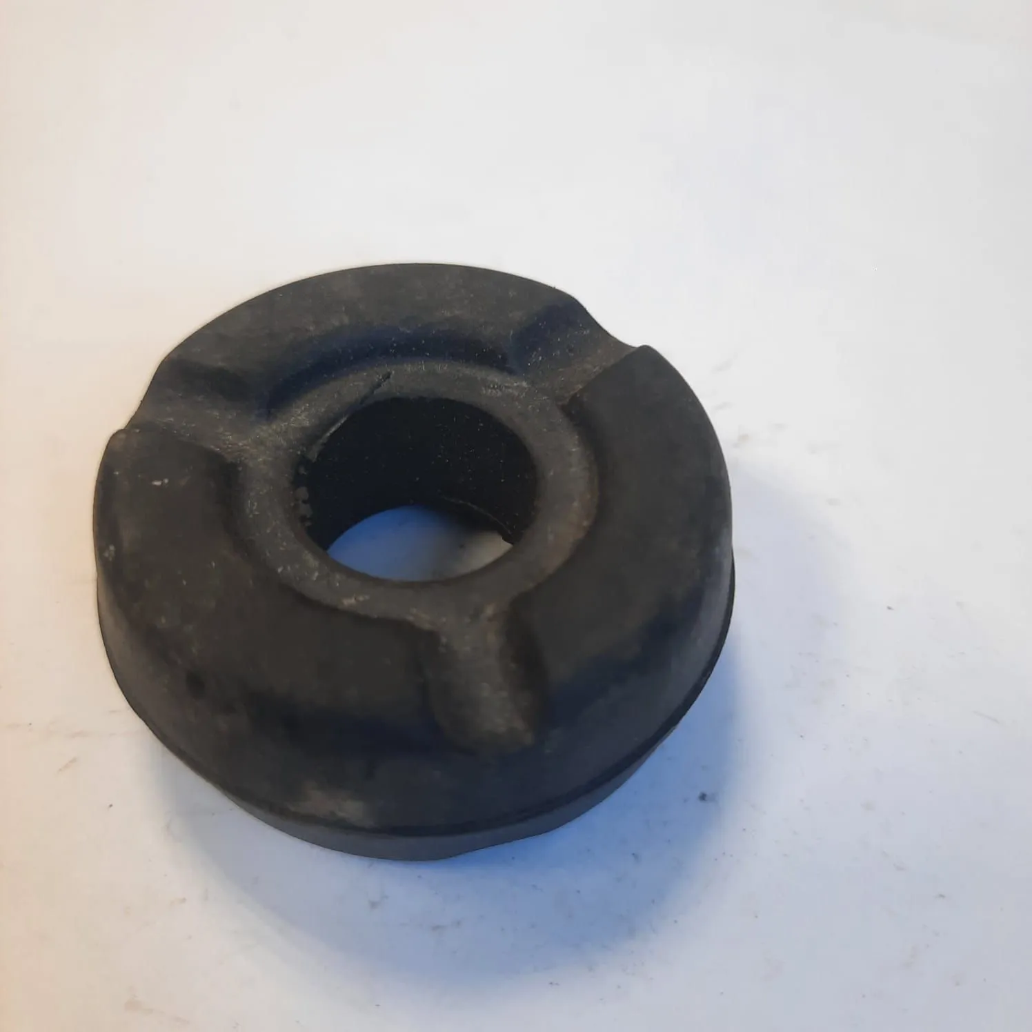 Втулка RBI T13Z121ES TOYOTA Corolla 4875502020