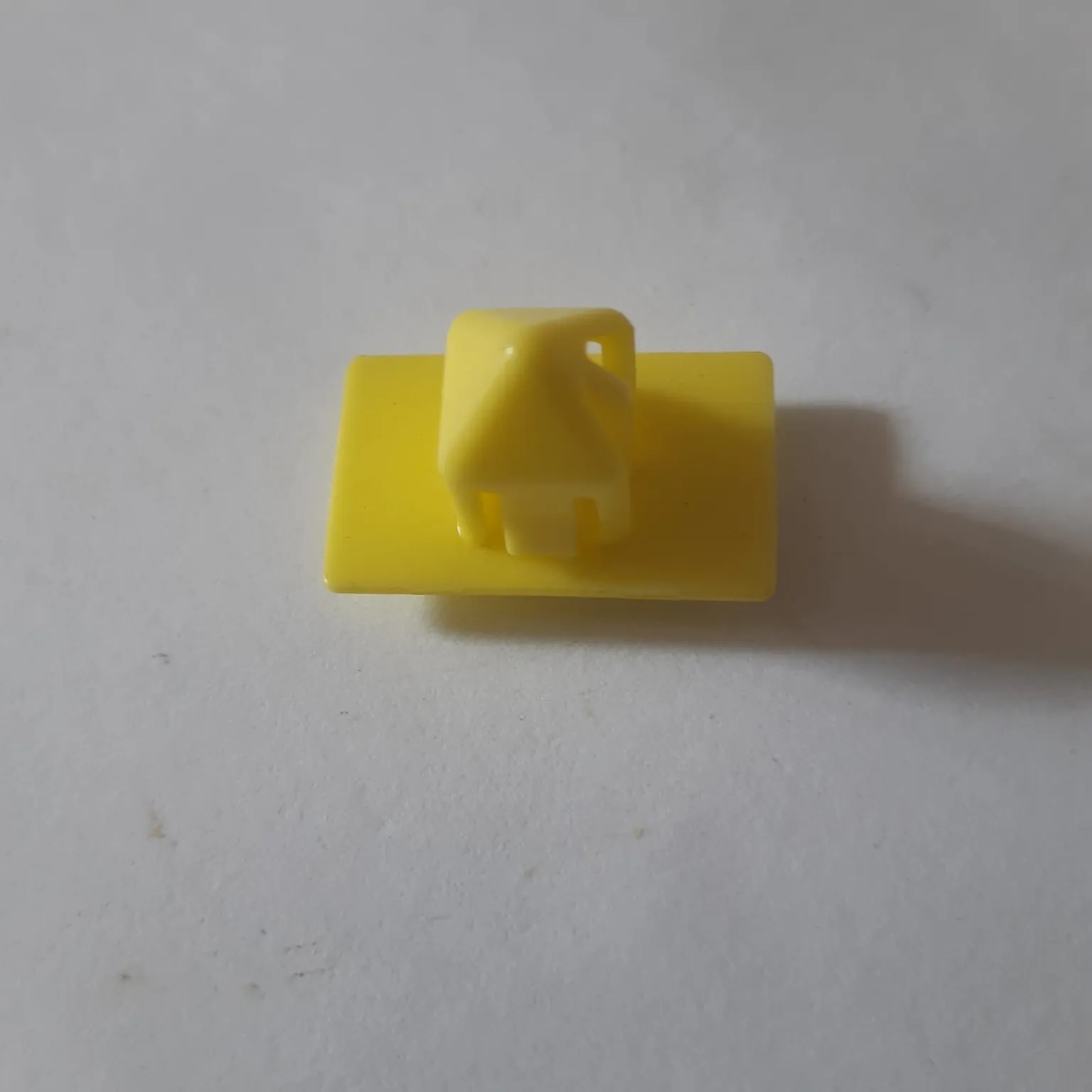 Клипса TOYOTA 9046712075 TOYOTA Land Cruiser 100