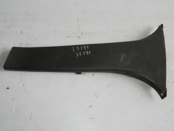 Накладка на стойку TOYOTA CORONA ST191 Лев (Контрактный)