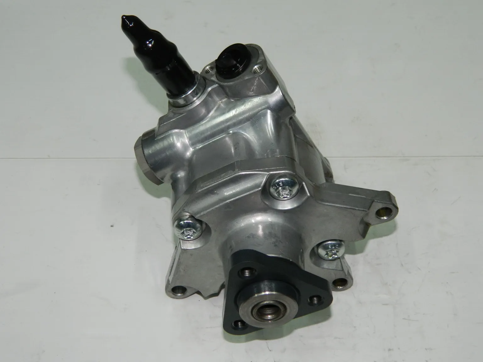 Насос ГУР GENERAL PARTS 95831405000 PORSCHE CAYENNE 958 M05, 9E, M06, EC, M48