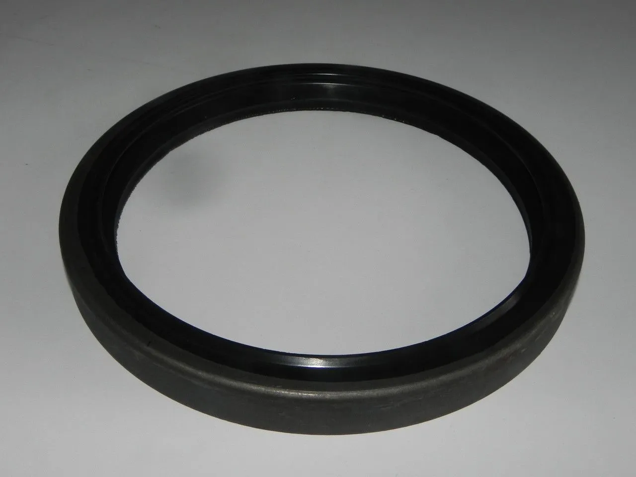 Сальник PAYEN NJ959 NISSAN 28,5x40x8