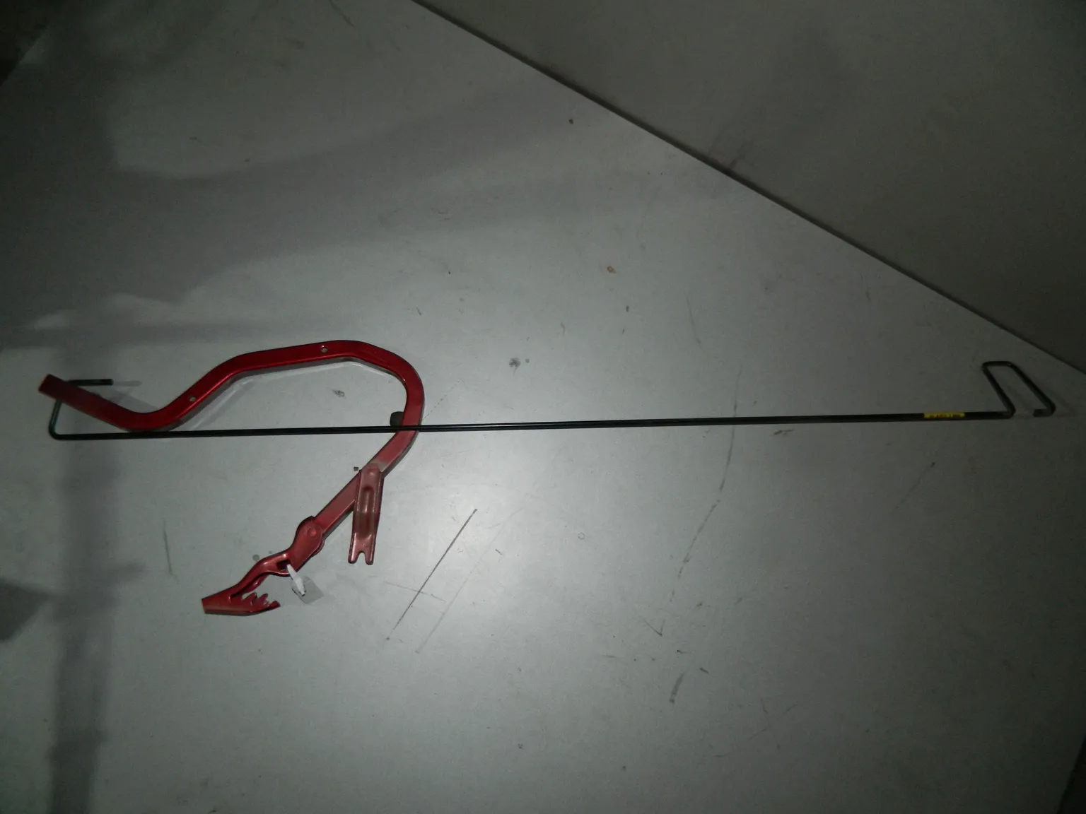 Петля багажника HYUNDAI ACCENT LC Лев (Б/У) 35020102