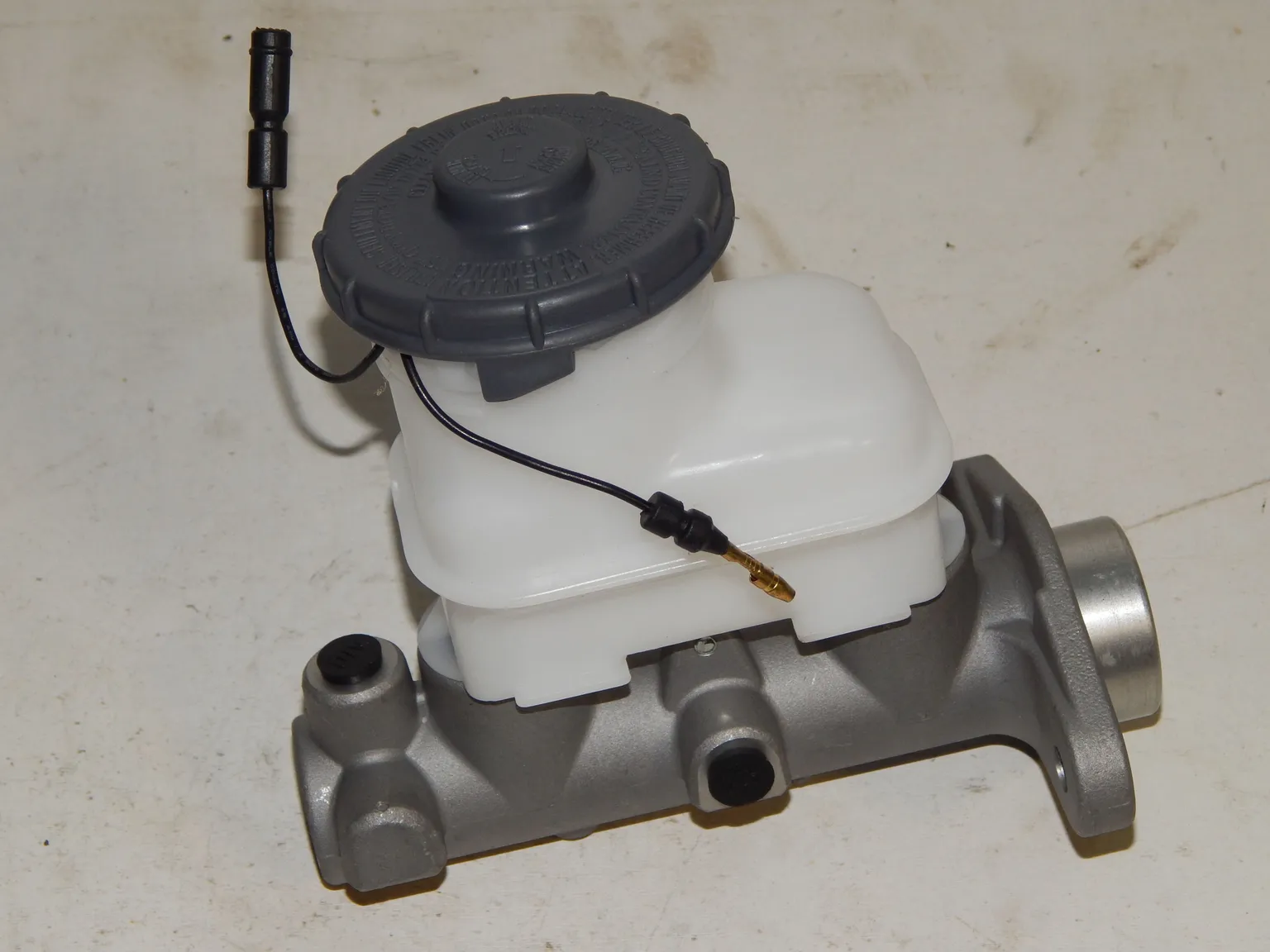 Главный тормозной цилиндр GENERAL PARTS 46100S10003 HONDA CR-V RD1