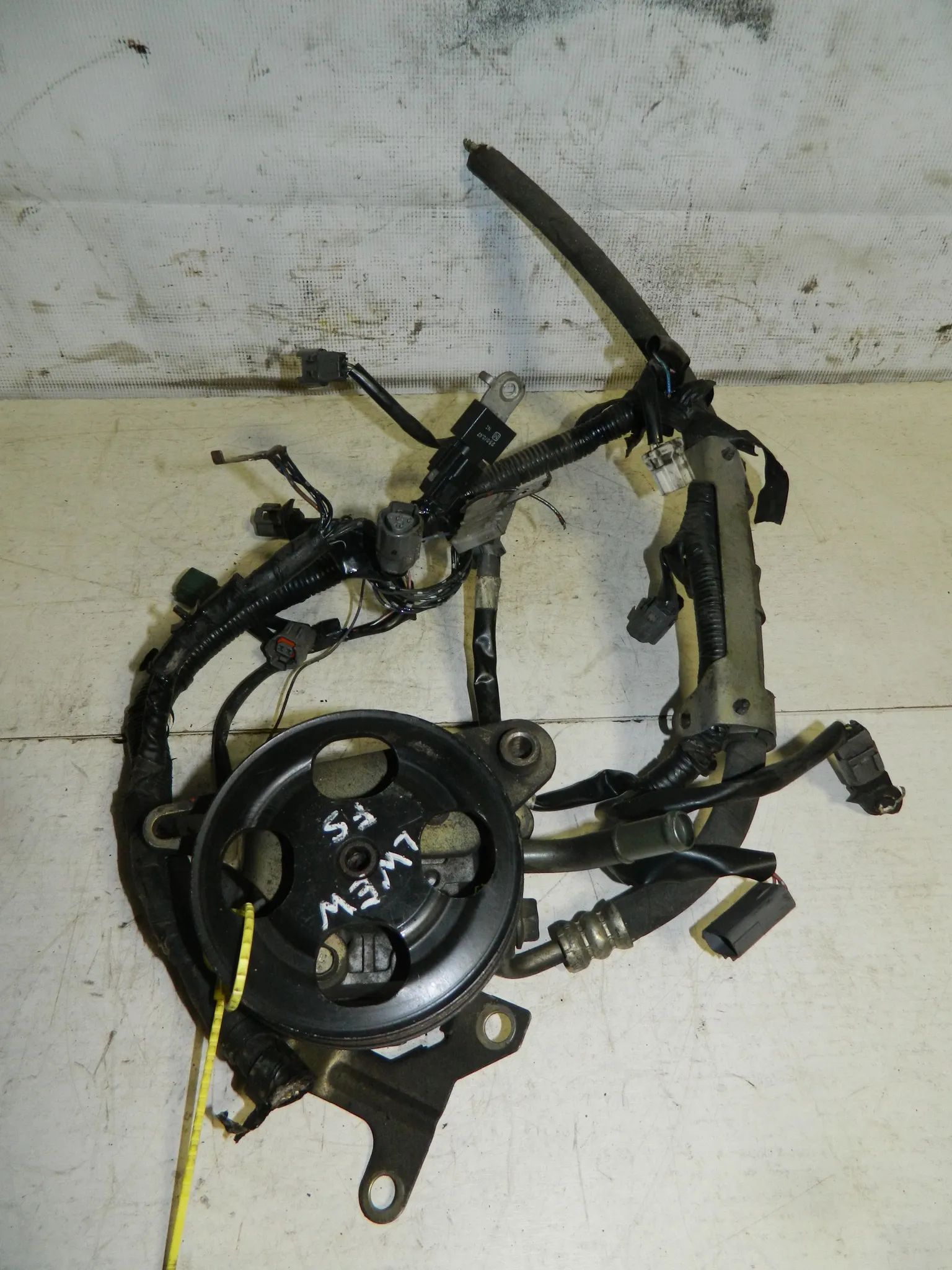 Гидроусилитель руля MAZDA MPV LWEW (Контрактный) 79768510