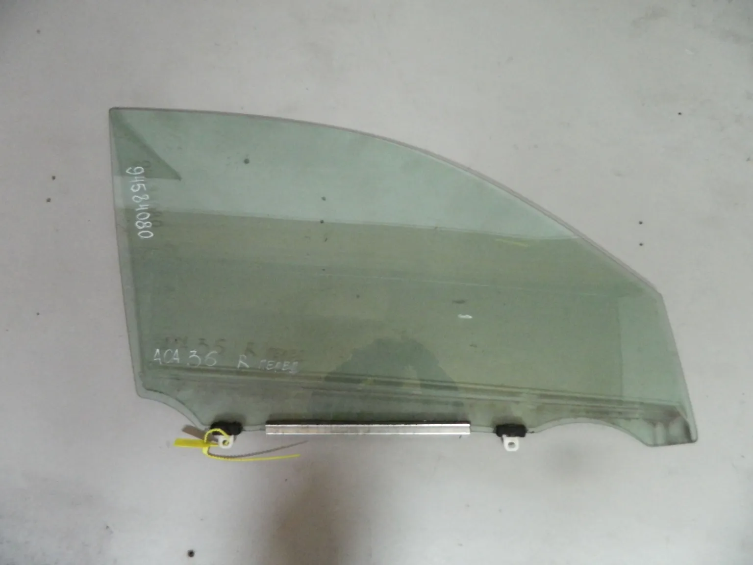 Стекло двери TOYOTA RAV4 ACA36 Перед Прав (Контрактный) 94584080