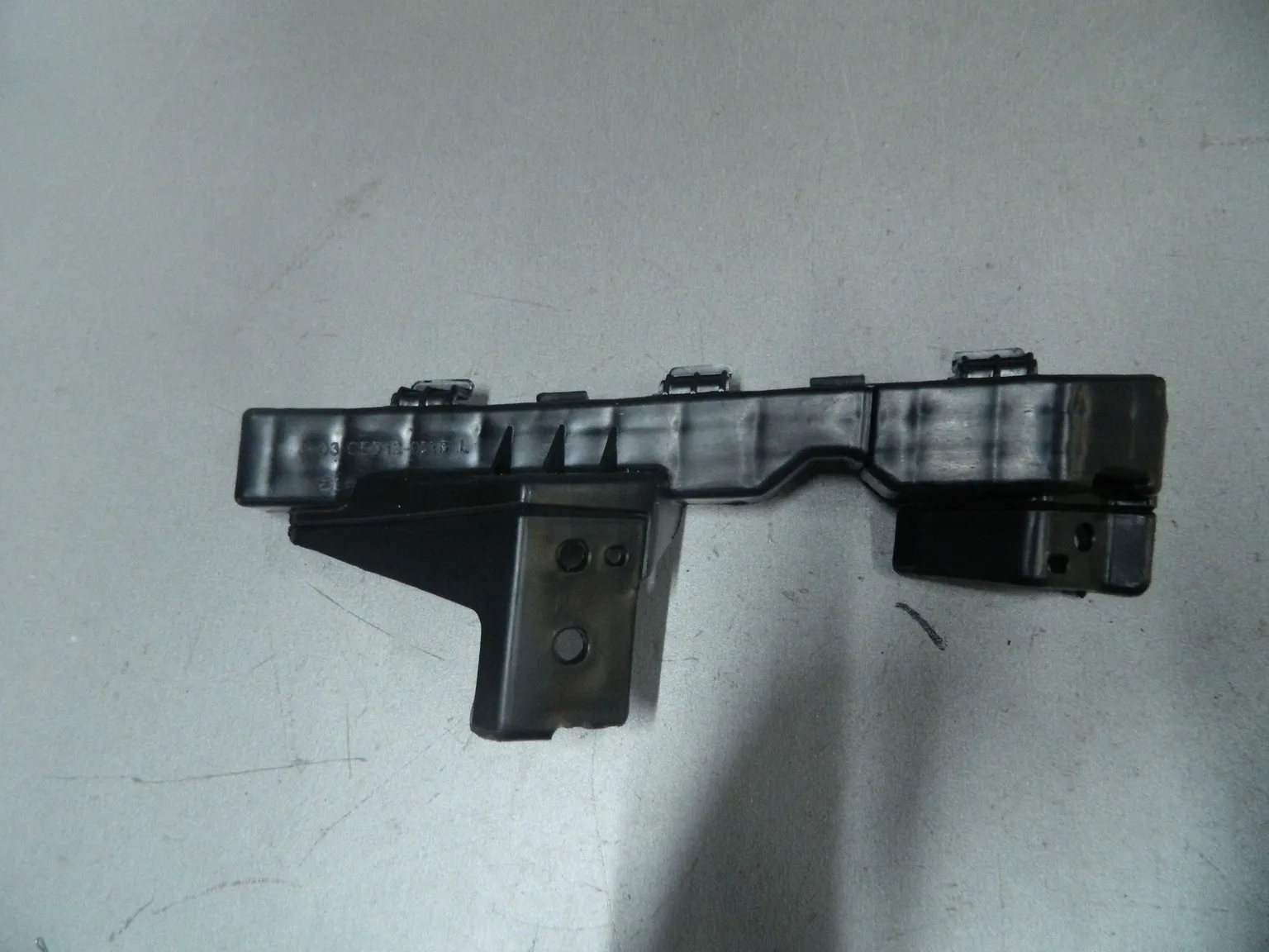 Кронштейн бампера JORDEN JH03CED12021BR KIA CEED 12- (средний) RH