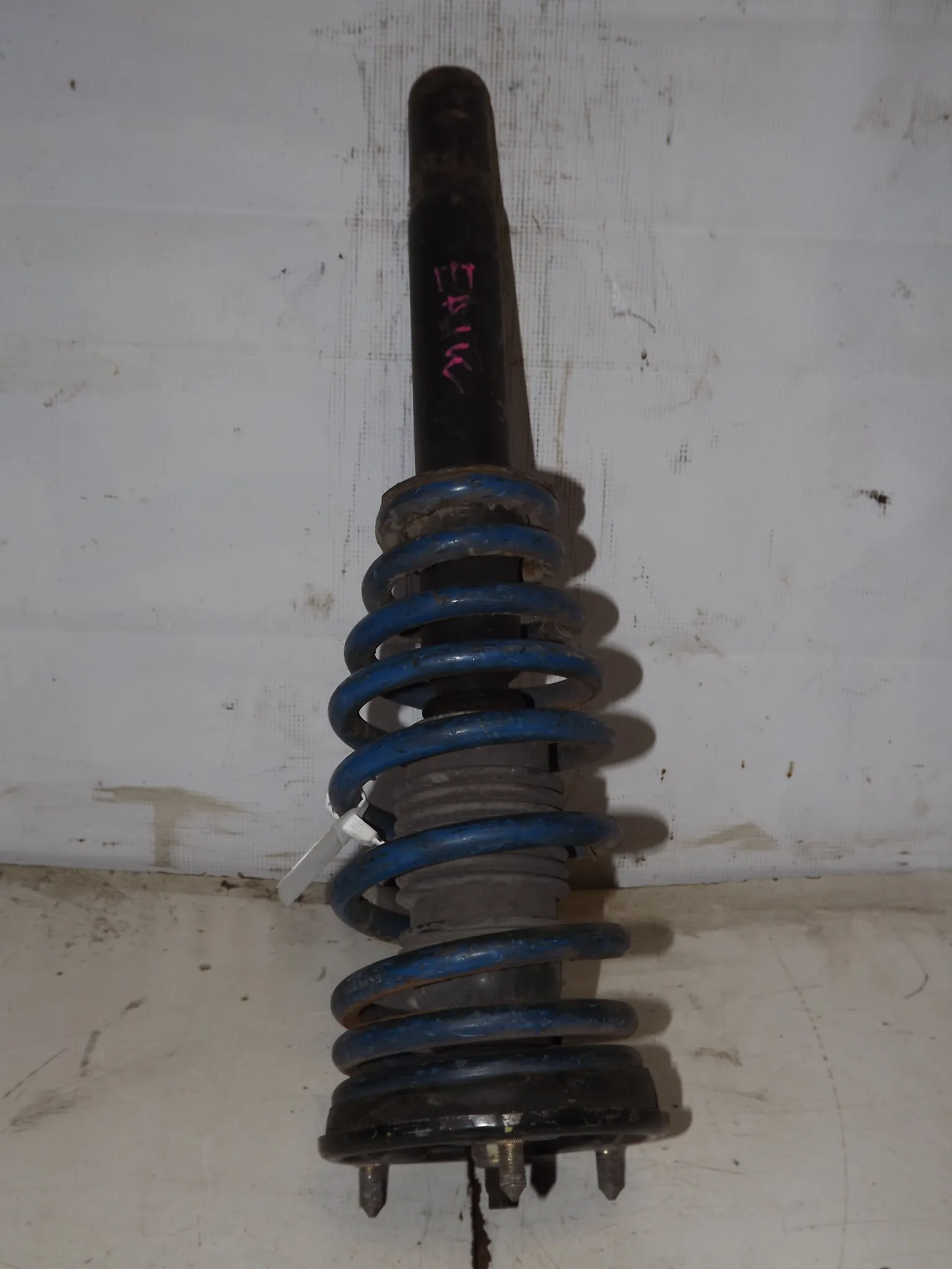 Стойка подвески MITSUBISHI LEGNUM EA1W Перед (Контрактный) 35023563