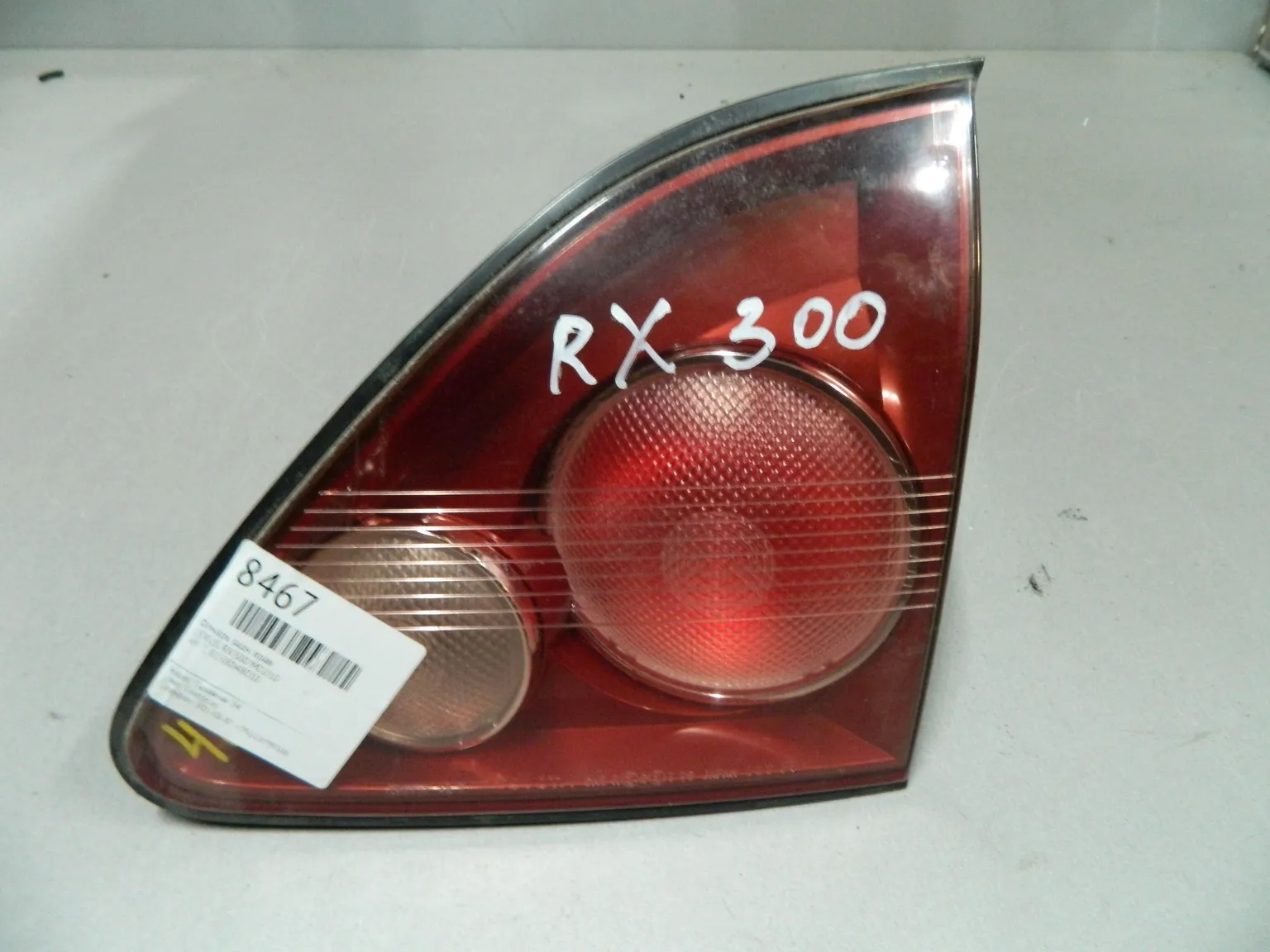 Фонарь LEXUS RX300 MCU15 Задн Прав (Контрактный) 64492615