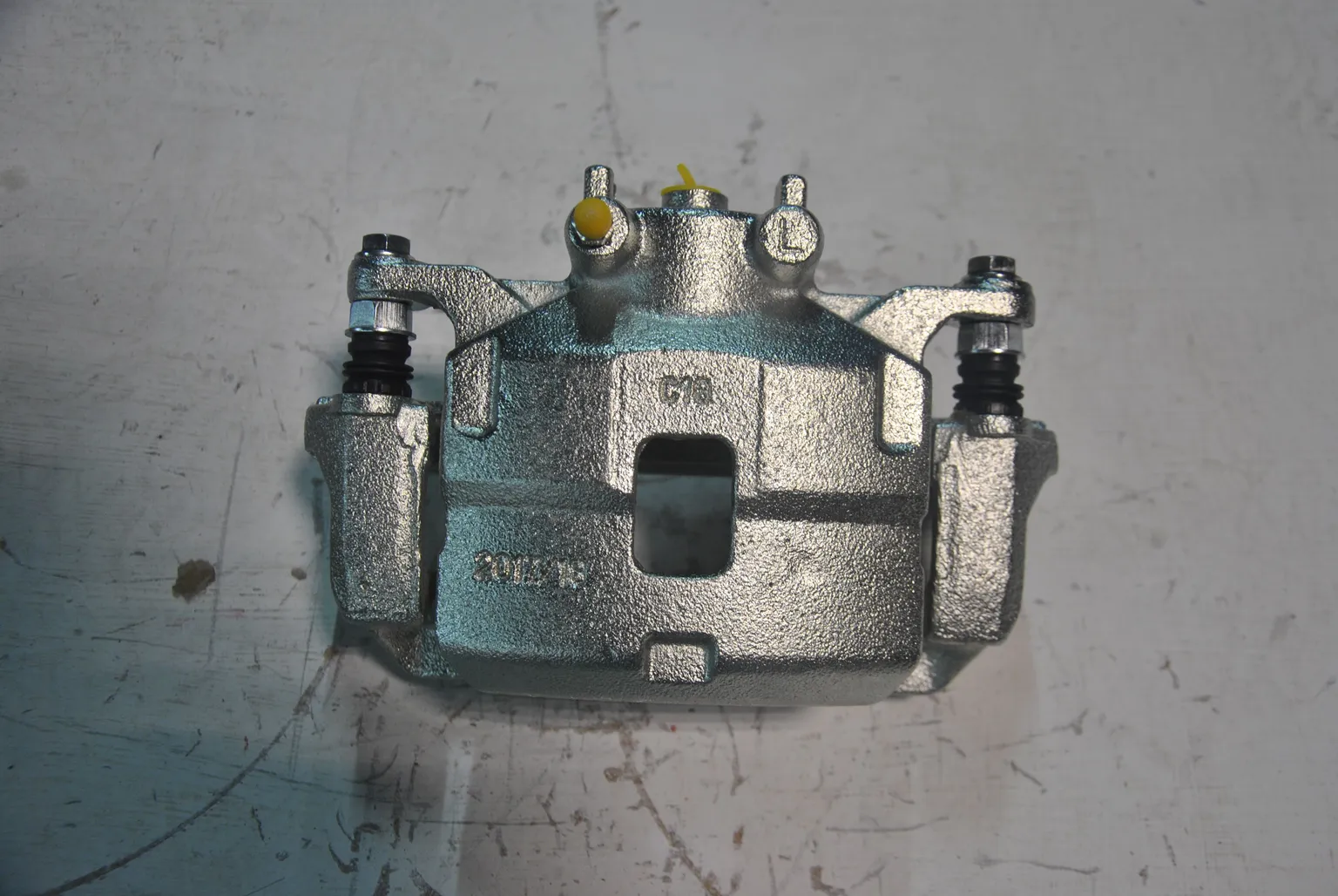 Суппорт тормозной GENERAL PARTS 4605A201 MITSUBISHI L200 05-, PAJERO SPORT KG4W, KG6W, KH4W, KH6W