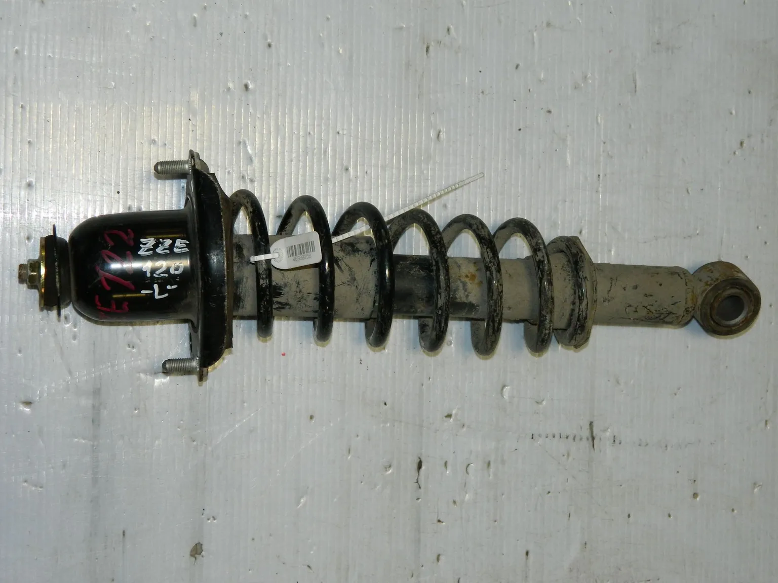 Стойка подвески TOYOTA COROLLA ZZE120 Зад Лев (Контрактный)