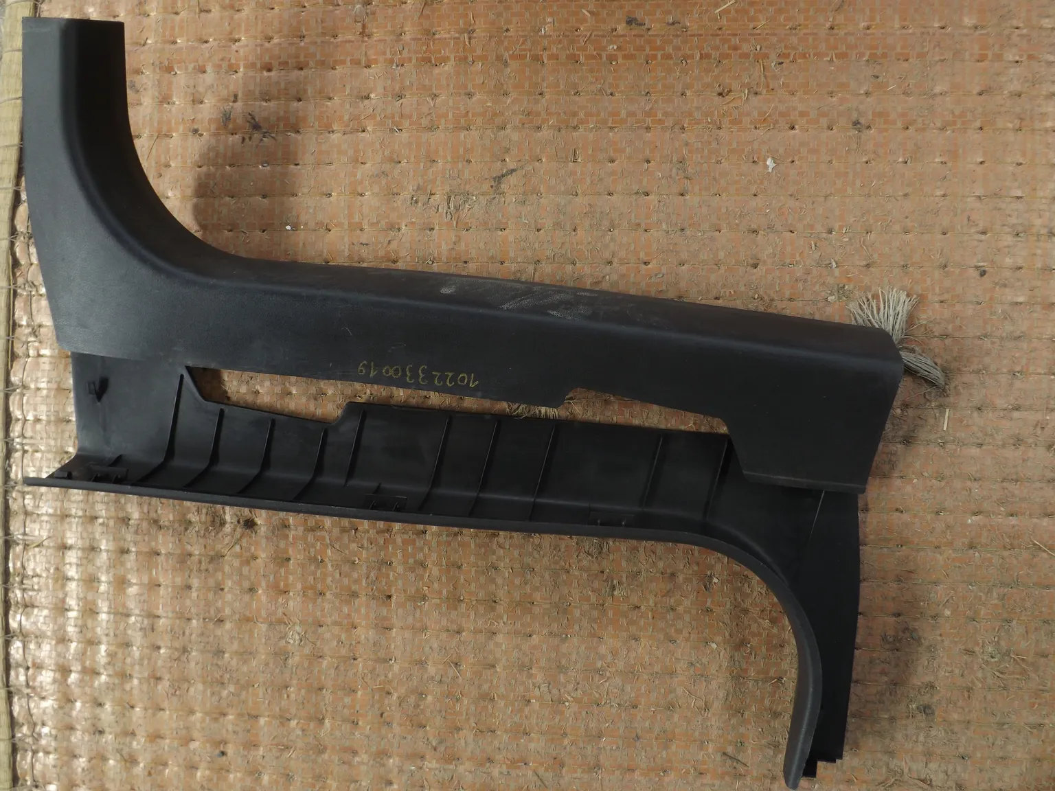 Накладка на порог внутренняя NISSAN DUALIS J10 Перед Пара (Контрактный) 1022330019