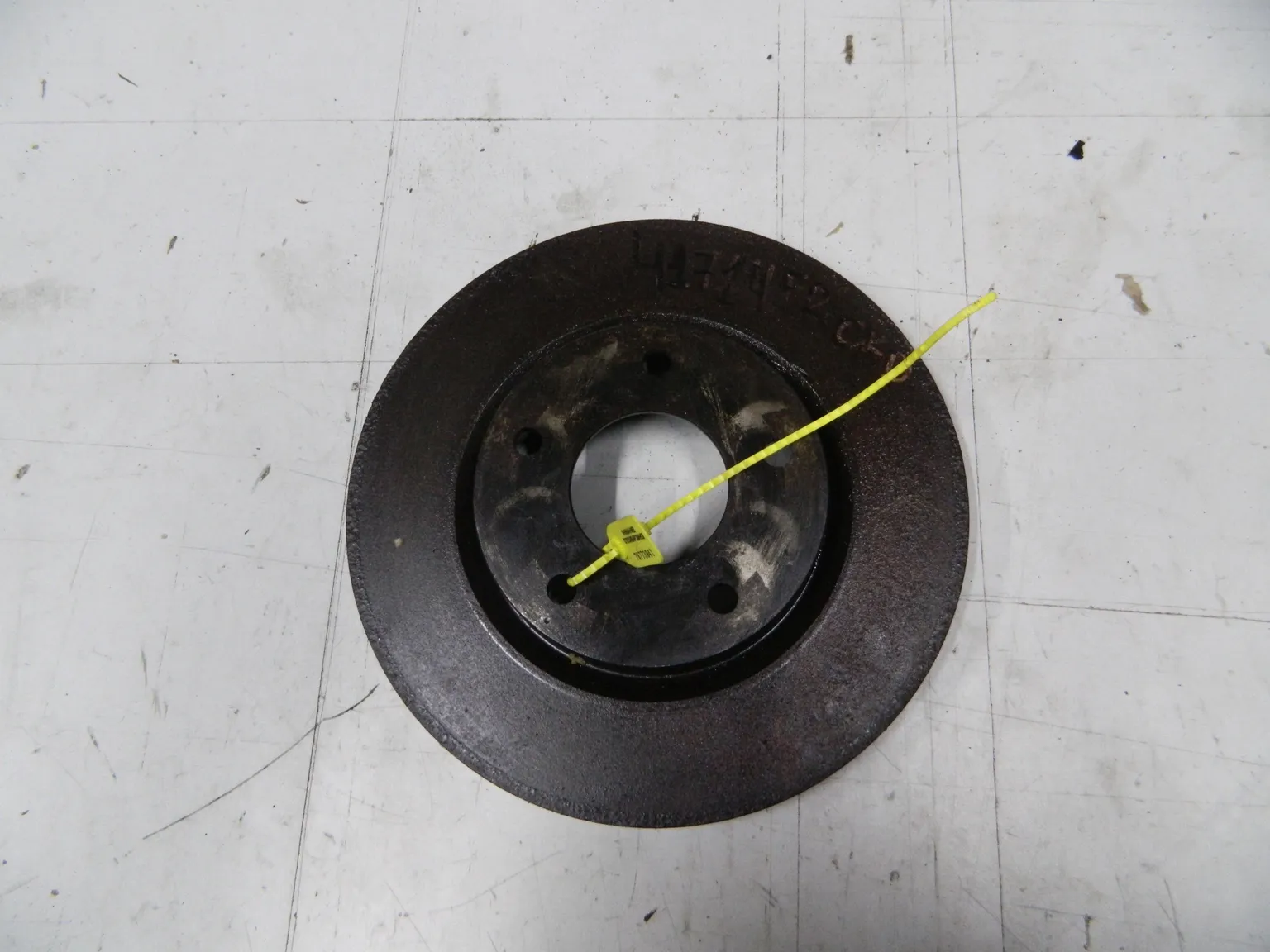 Диск тормозной NISSAN JUKE YF15 Перед (Контрактный) 79773941