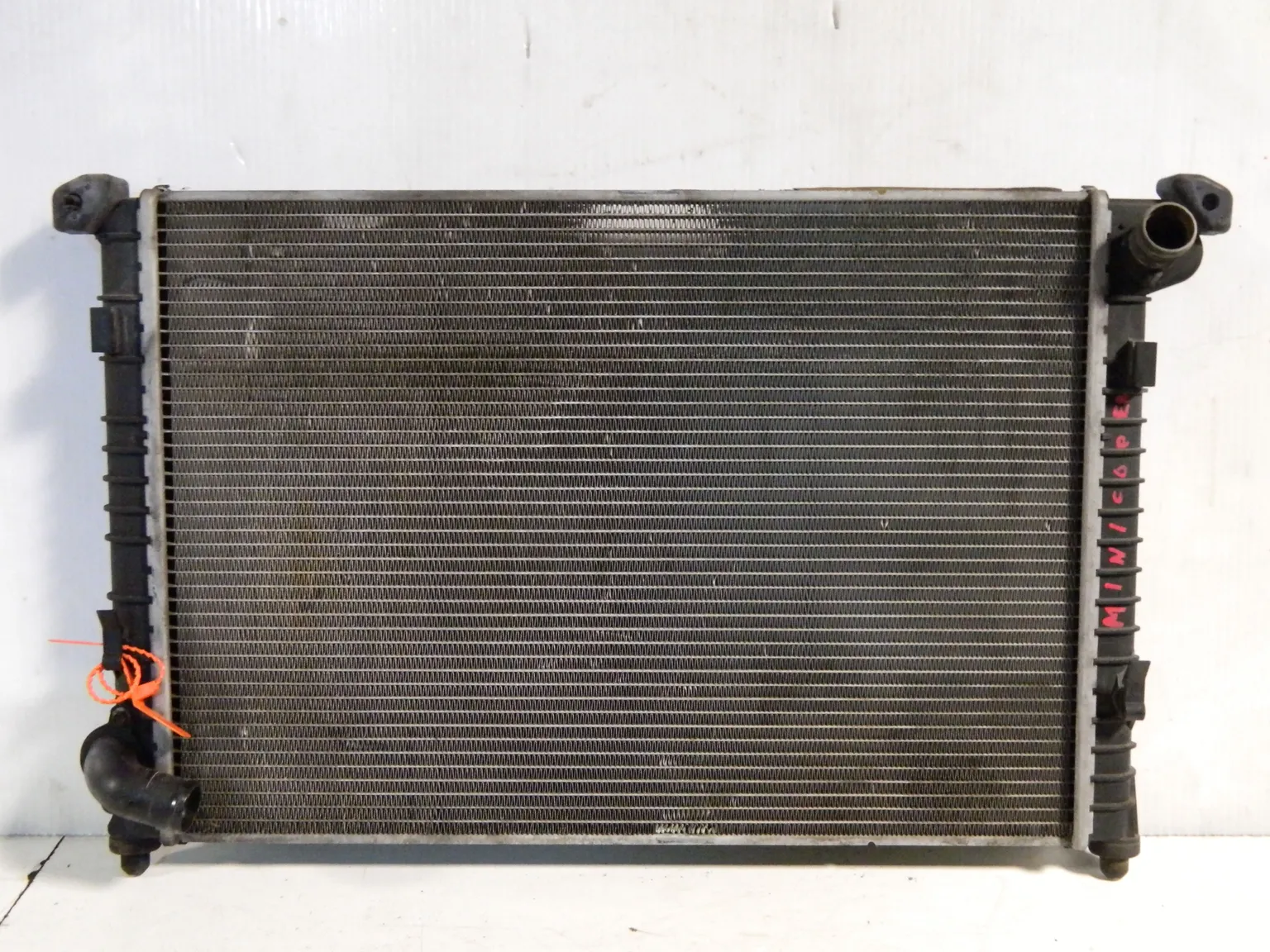 Радиатор ДВС MINI COOPER HATCH R50 (Контрактный) 65243528