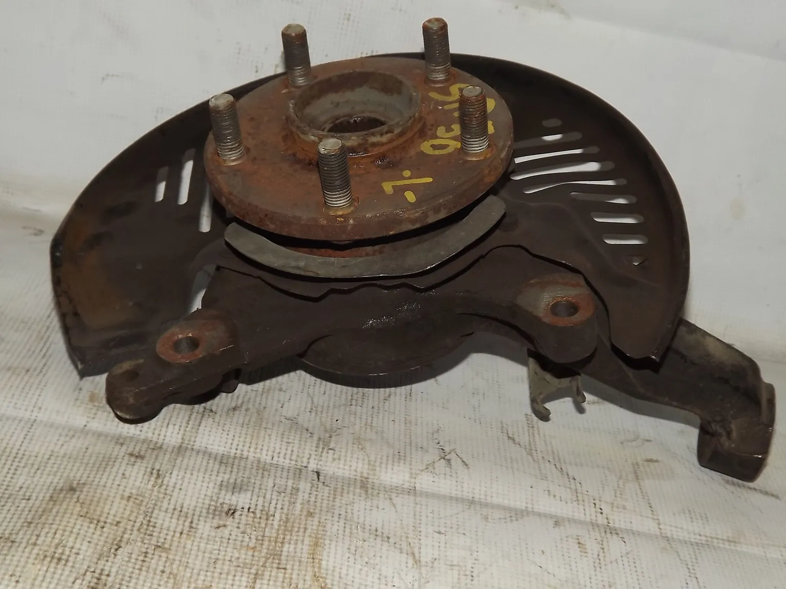 Ступица TOYOTA SR50 Перед Лев (Контрактный) 35017397