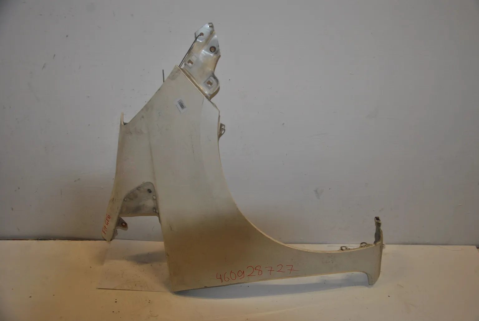 Крыло HONDA FIT GE6 Перед Прав (Контрактный) 46098727