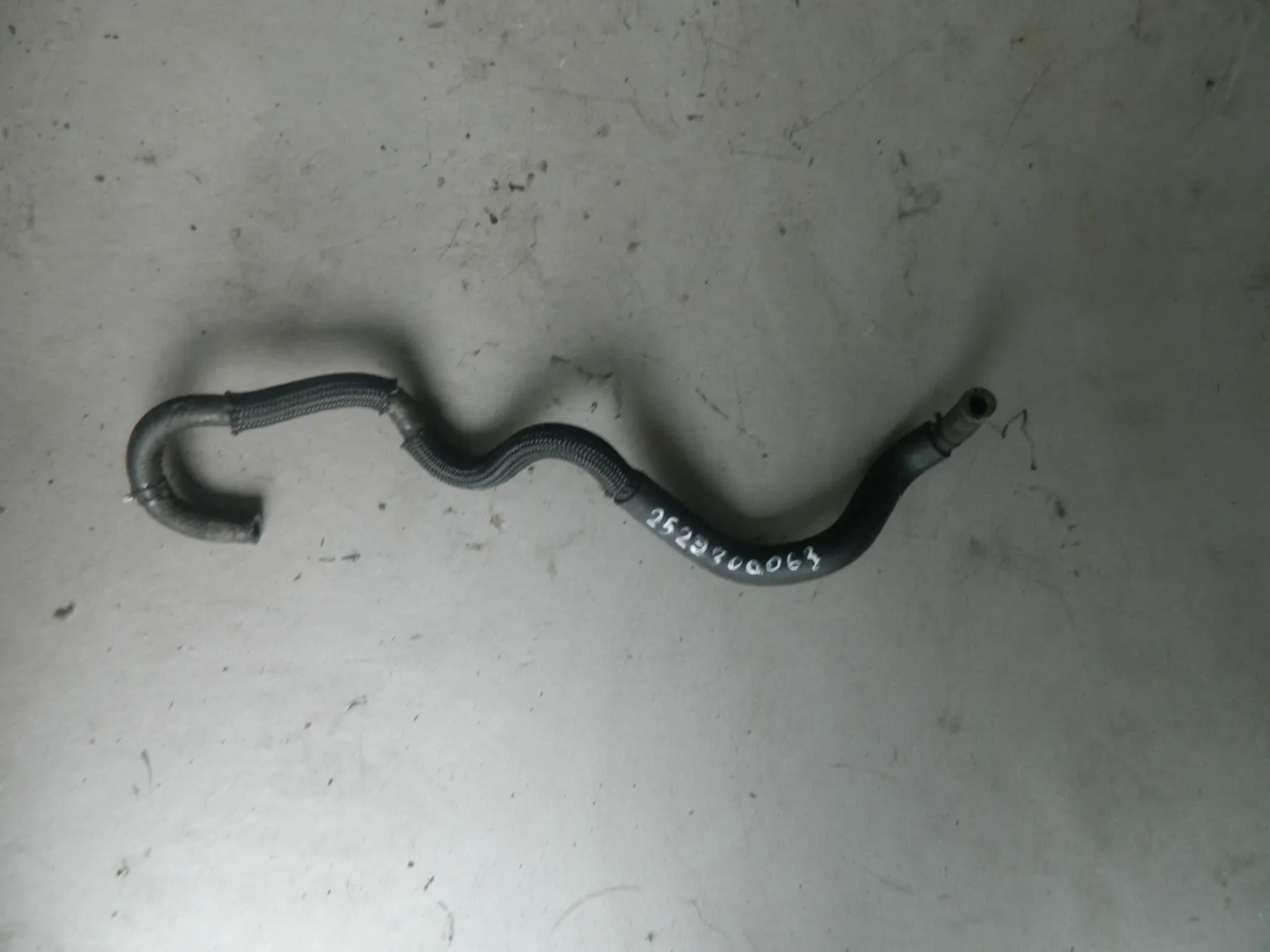 Патрубок MAZDA AXELA BLEFP LF (Контрактный) 2529300063