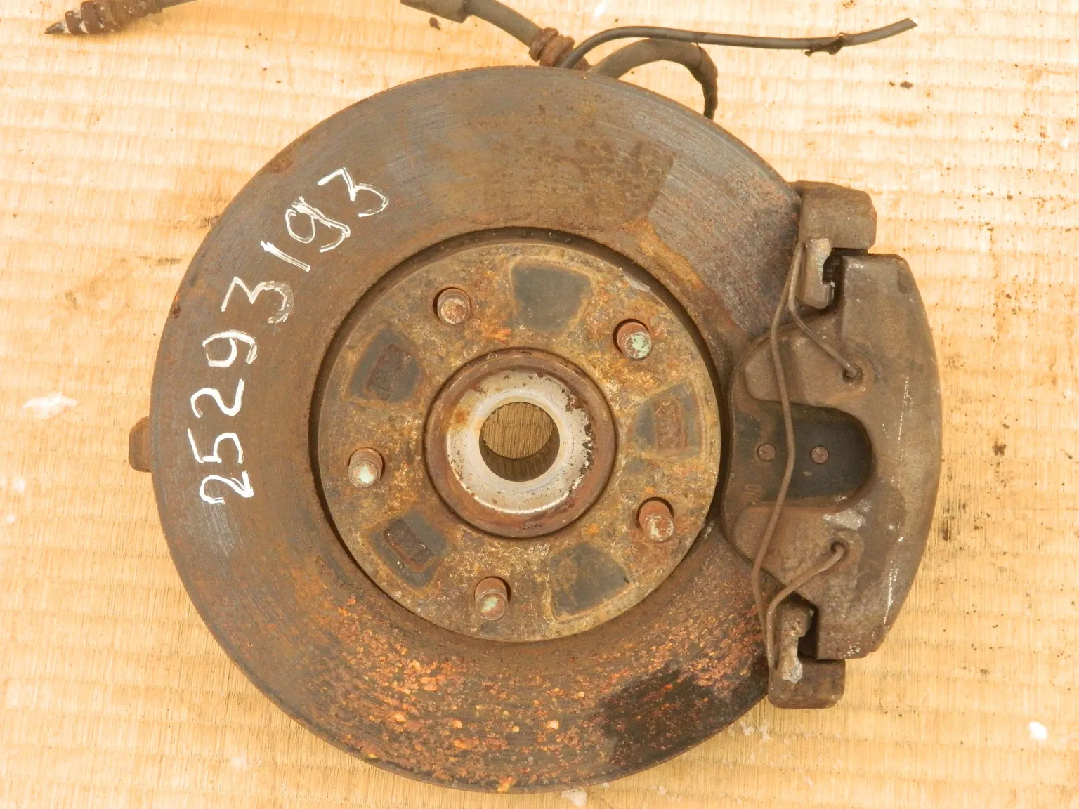 Ступица MAZDA MAZDA 3 BL Перед Прав (Контрактный) 25293193