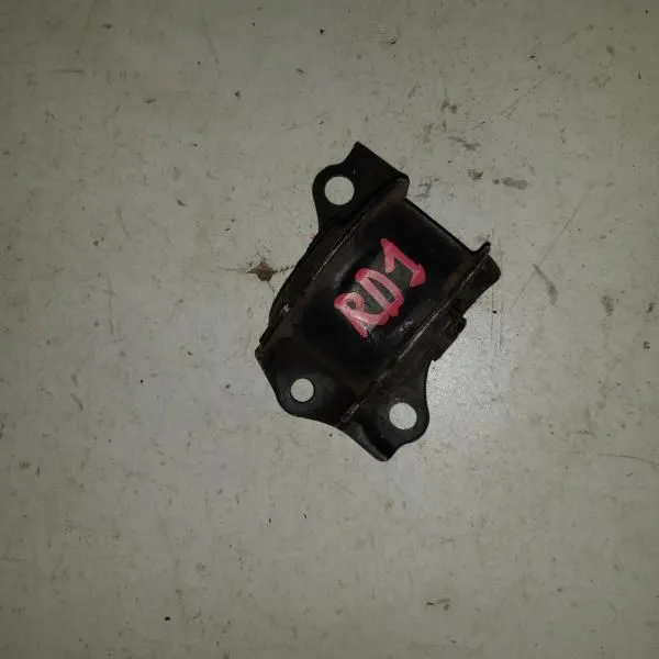 Подушка двигателя HONDA 50805S04000 К6 HONDA CR-V RD1 B20B Прав (Контрактный)