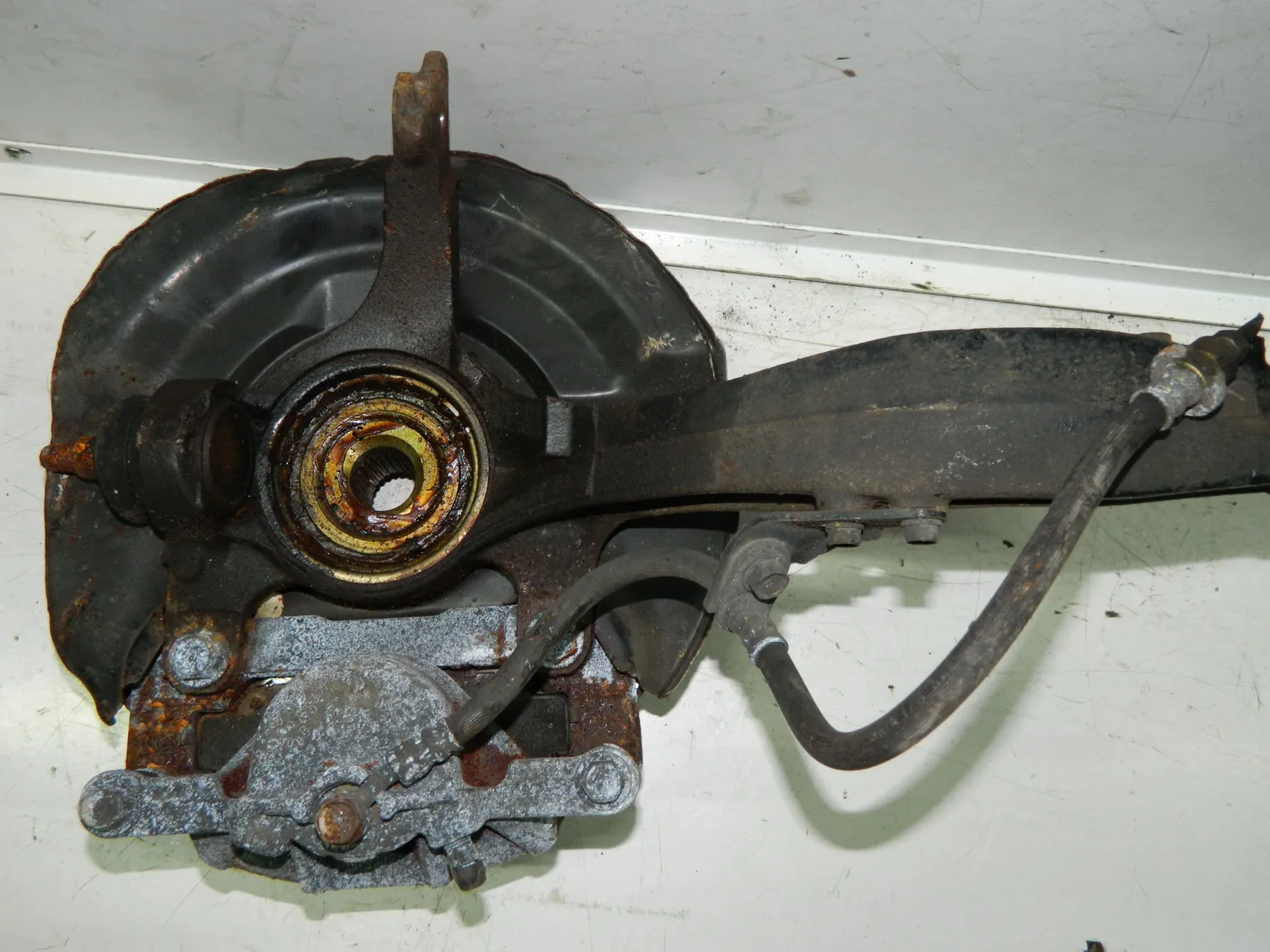 Ступица HONDA ACCORD CL7 Перед Лев (Контрактный) 03344861