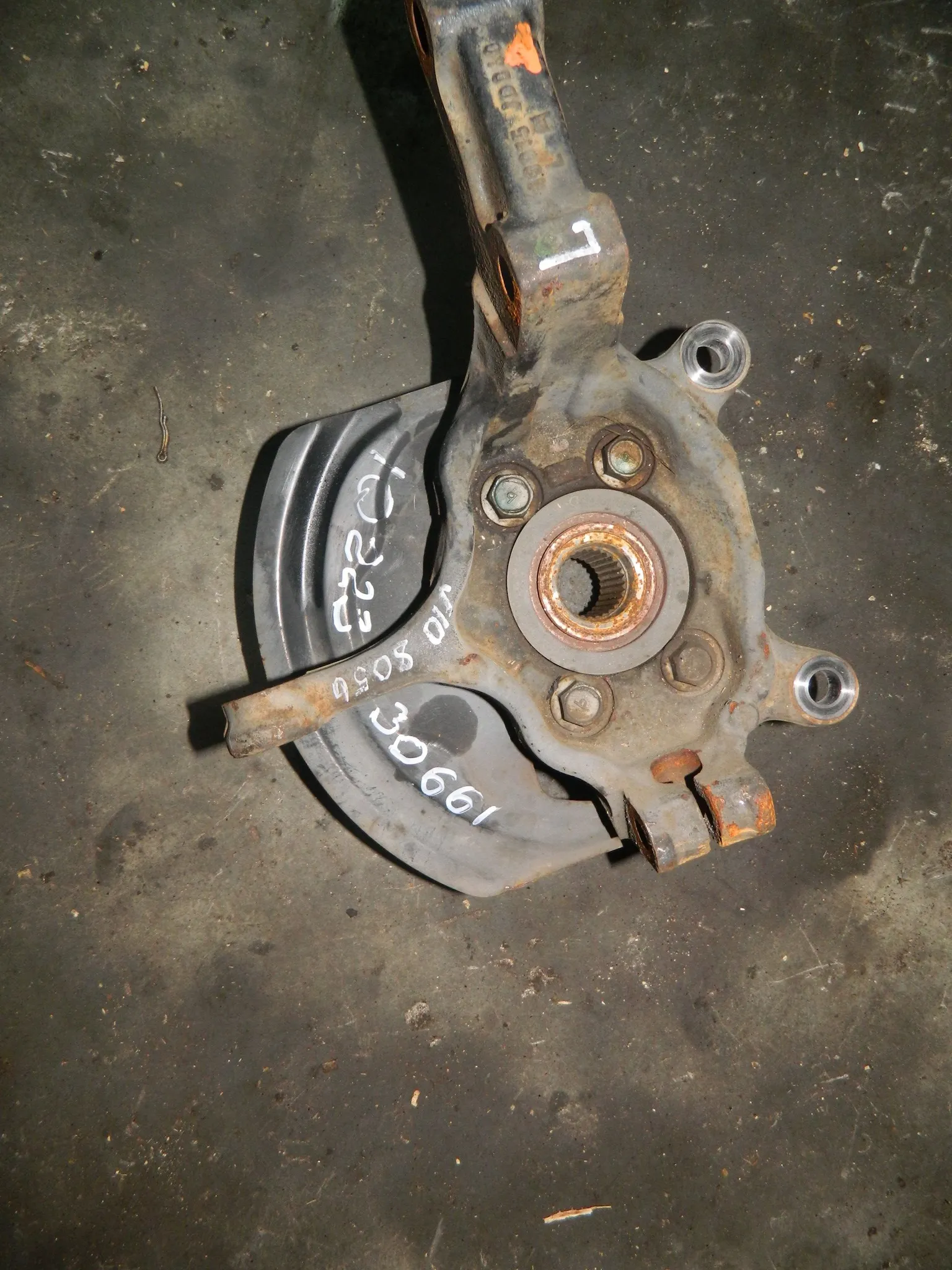 Ступица NISSAN QASHQAI J10 Перед Лев (Контрактный) 1022330661