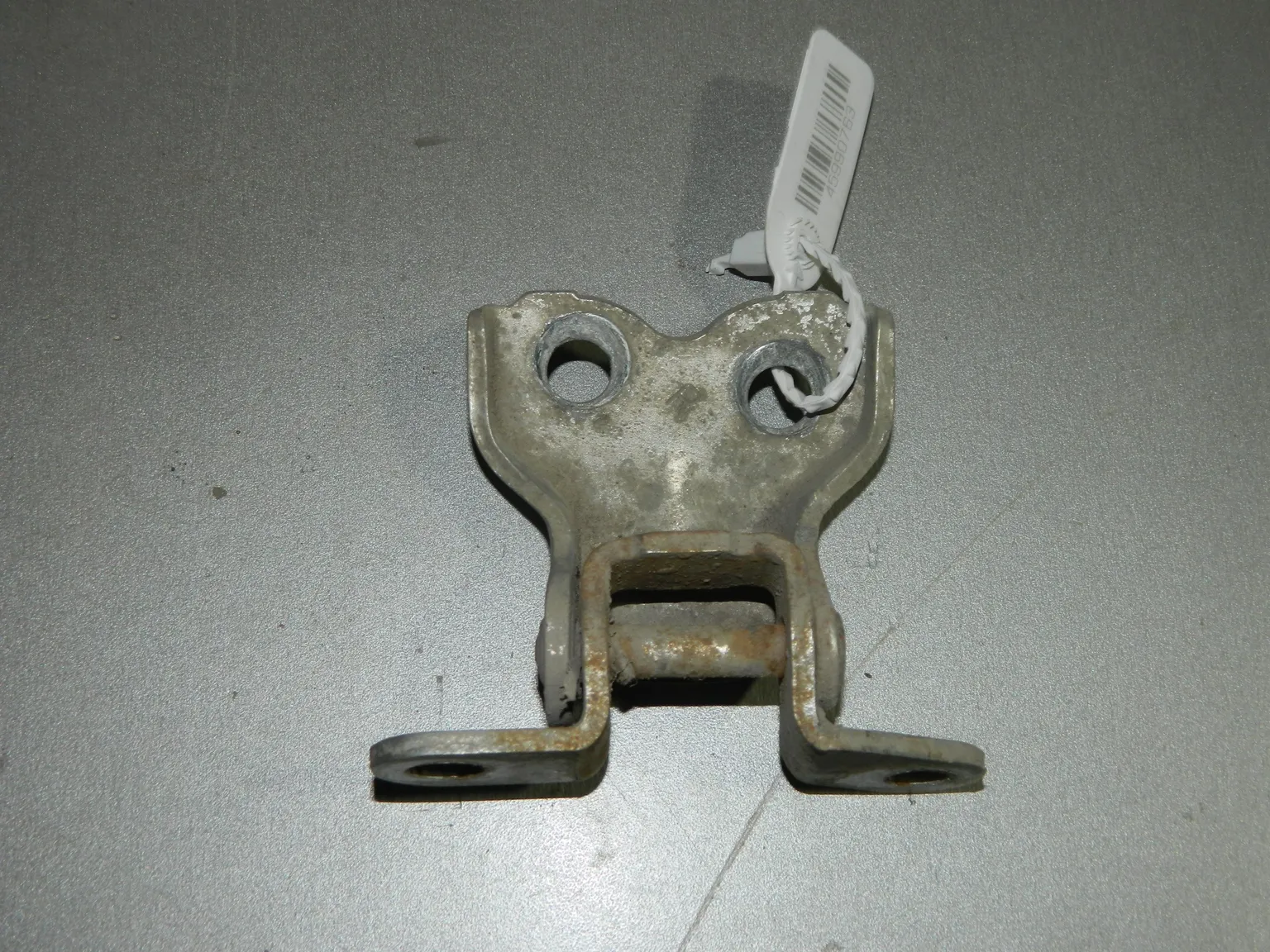 Петля двери TOYOTA COROLLA E120 Перед Прав Низ (Б/У) 45990763