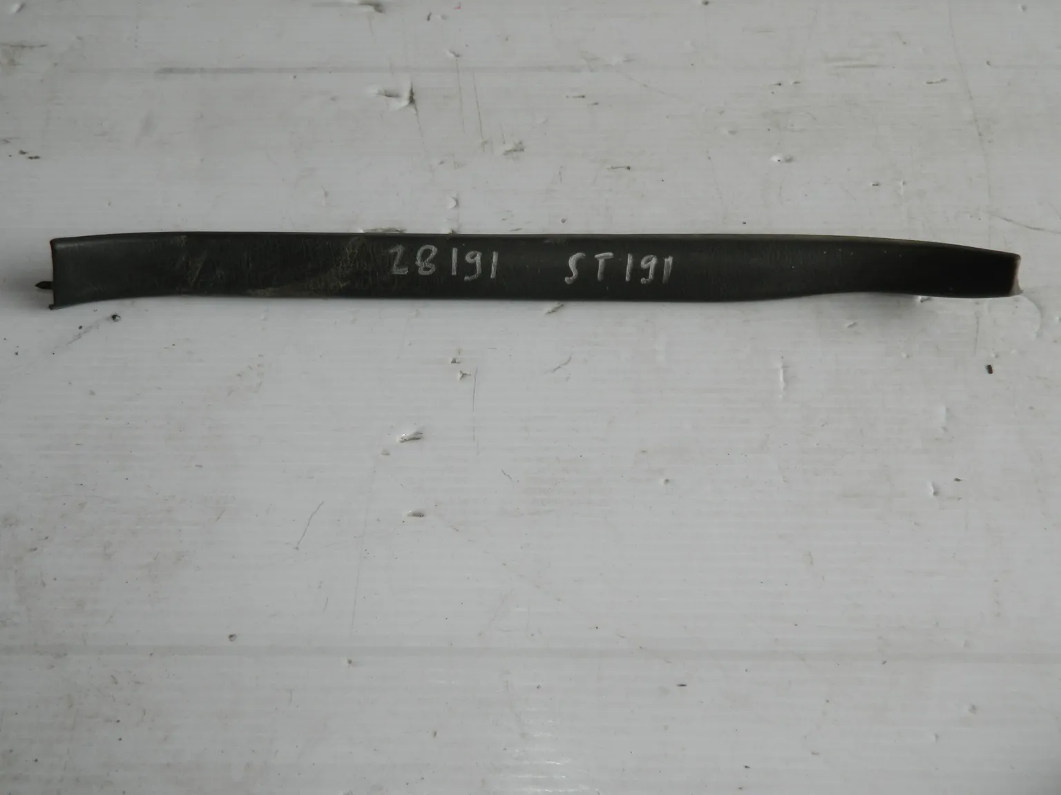 Накладка на порог TOYOTA CORONA ST191 Зад Прав (Б/У) 6791720170