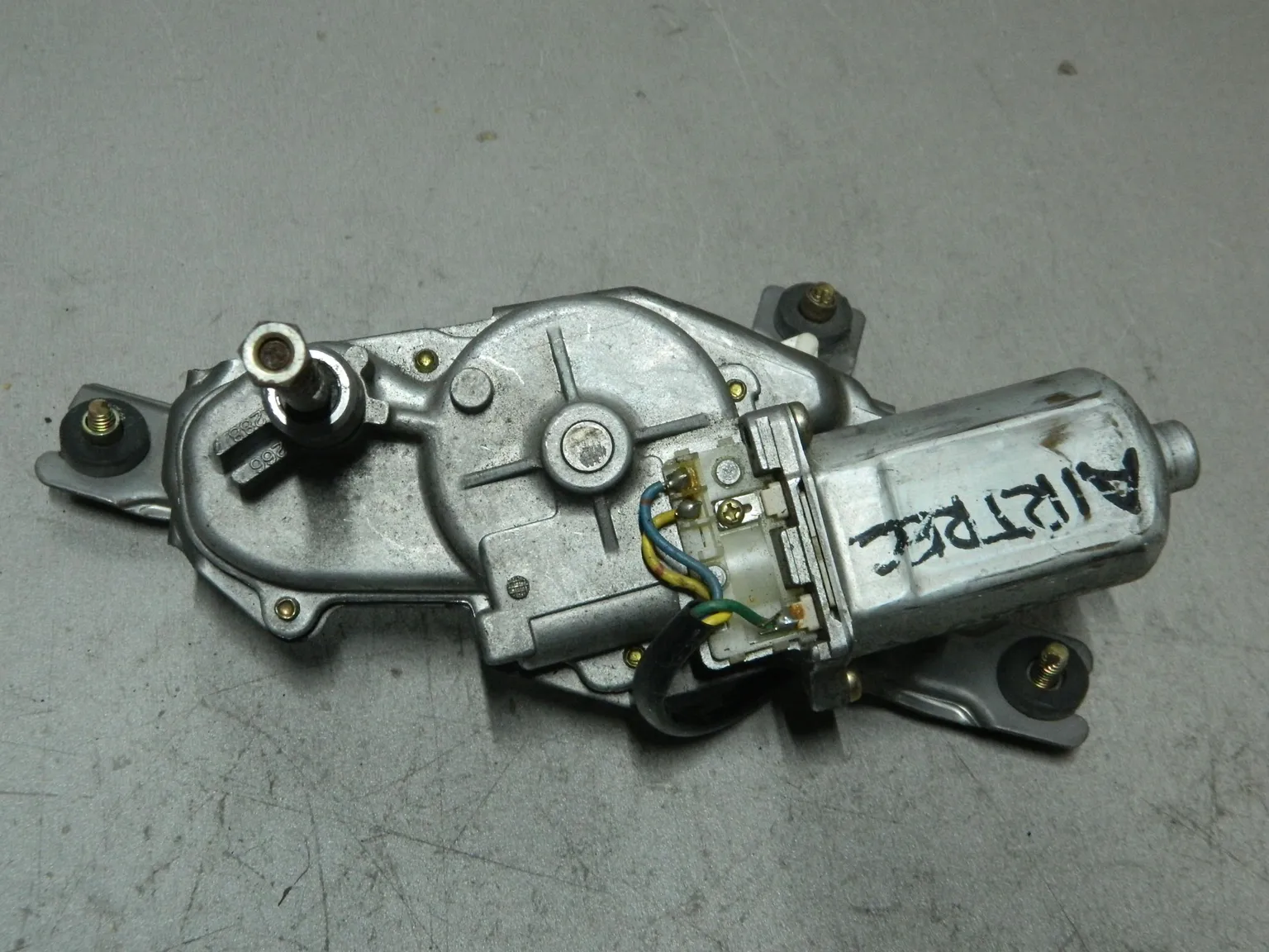 Мотор заднего дворника MITSUBISHI AIRTREK CU2W (Контрактный) 81528723