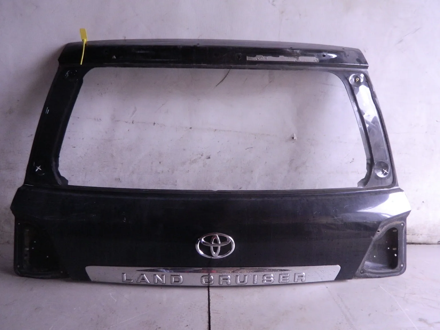 Крышка багажника TOYOTA LAND CRUISER J200 (Б/У) 94584394