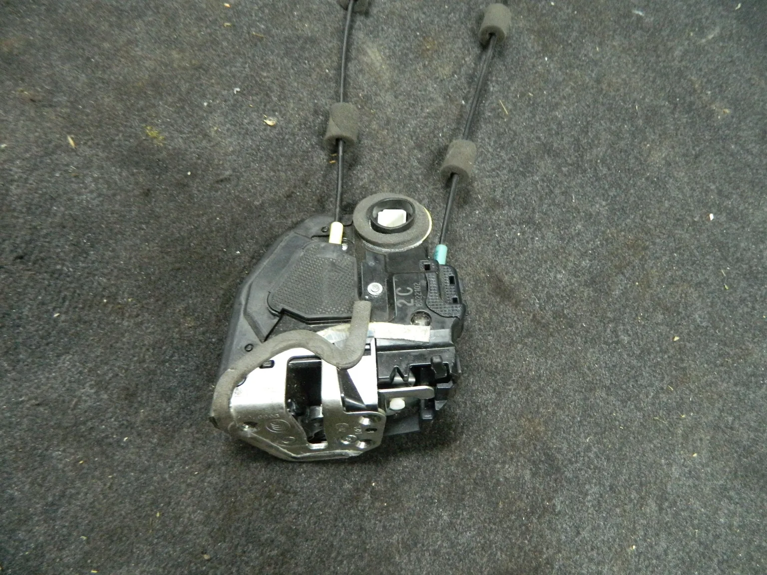 Замок двери TOYOTA RAV4 ACA36 Зад Лев (Контрактный) 1802690110040