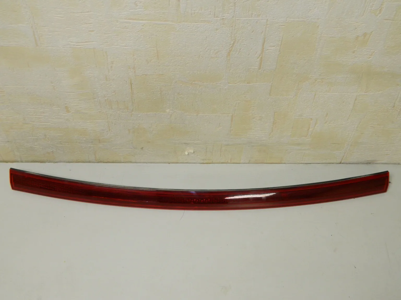 Накладка на крышку багажника KIA SPORTAGE 4 QL (Контрактный) 35027804