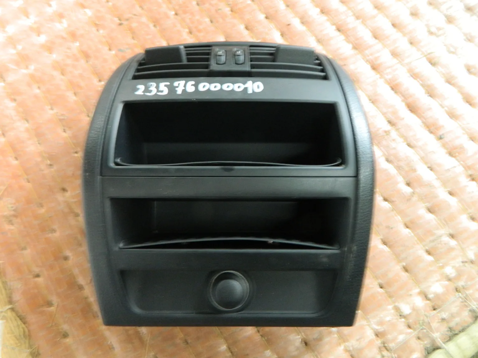 Дефлектор воздушный BMW 5-SERIES F10 (Контрактный) 23576000010