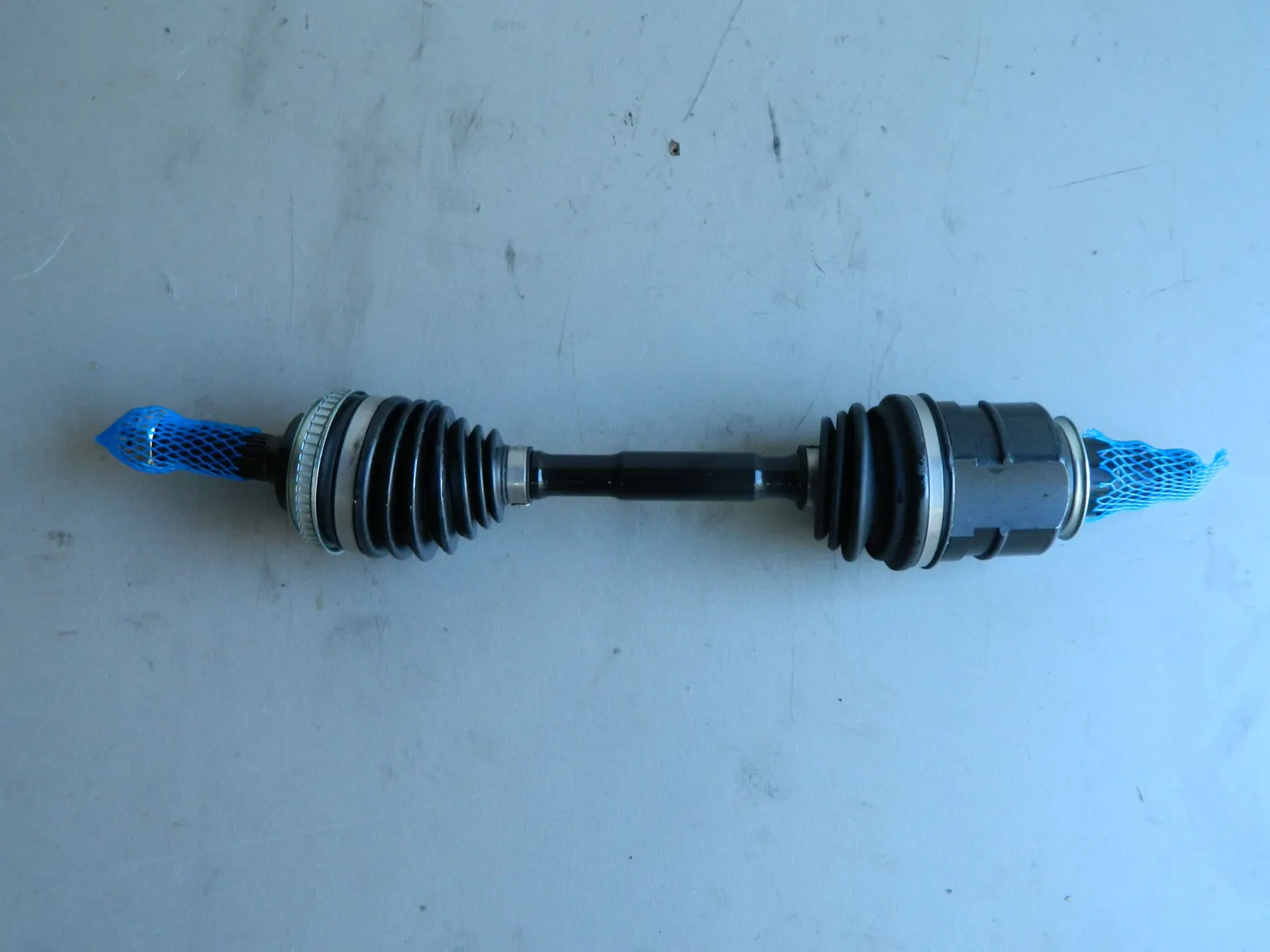 Привод GENERAL PARTS 4342032161 ST195, CT195, ST215, SV35, AE103, AE104, AE114 SXM15 4WD LH