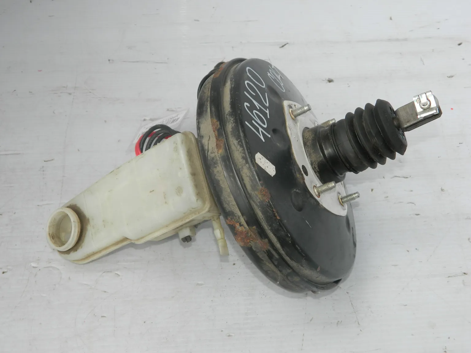 Вакуумный усилитель тормозов MITSUBISHI COLT Z23A 4G15 (Б/У)